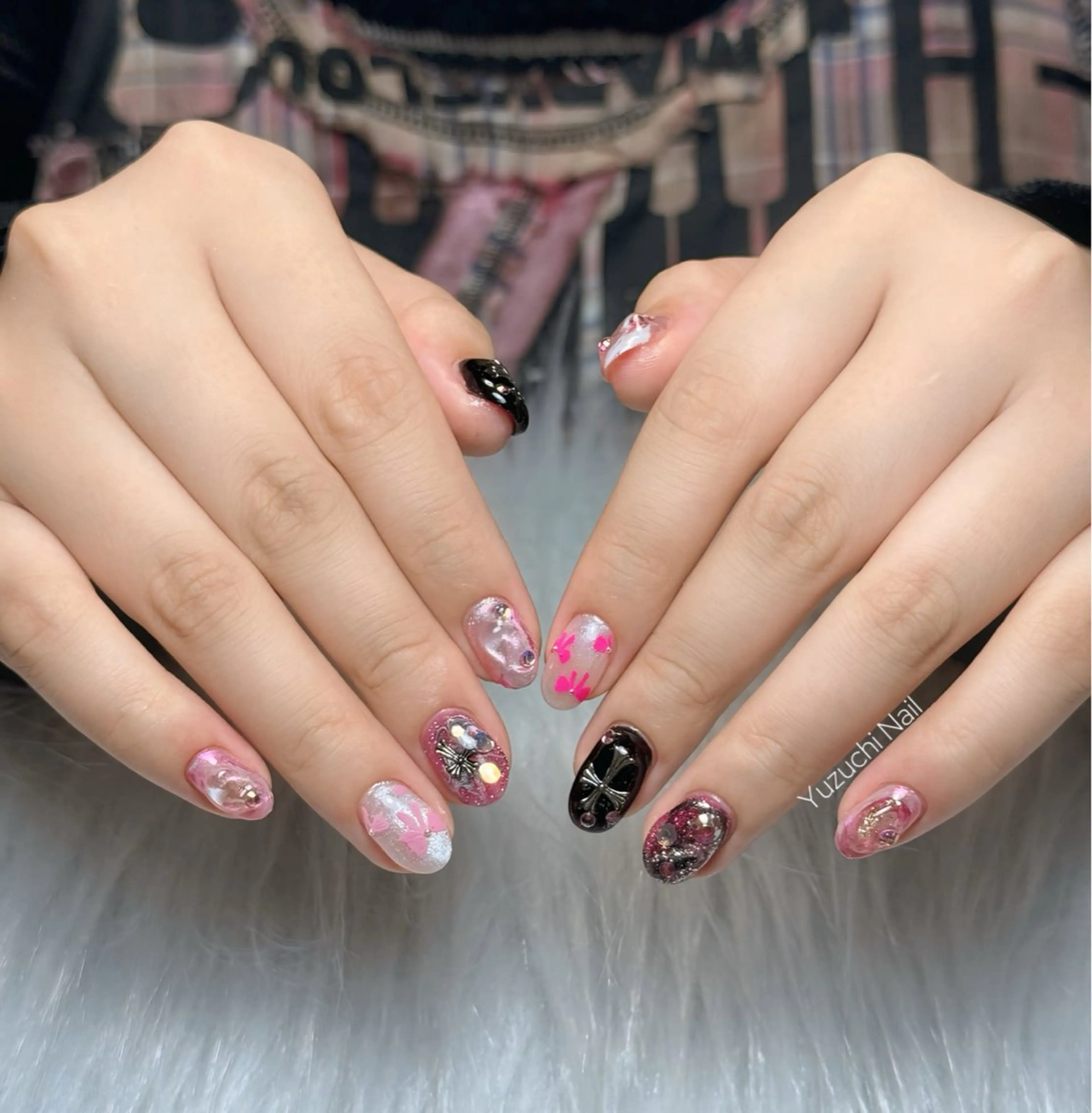 ネイル フットネイル 夏ネイル ワンホンネイル ハンドネイル ハンドケア Yuzuchi Nailのネイルデザイン
