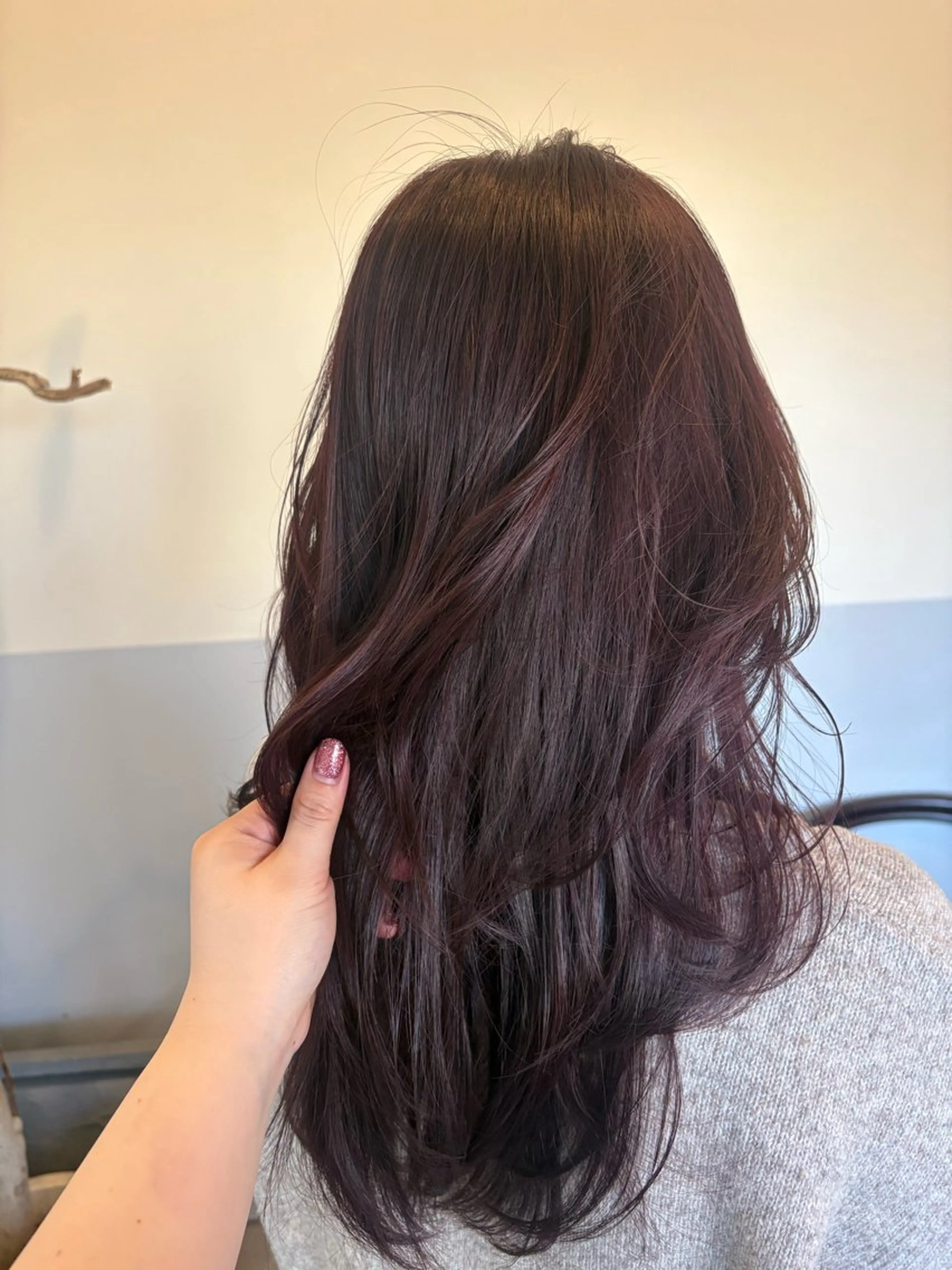 セミロング カット ヘアカラー 鈴木 美由華／透明感カラーのヘアスタイル