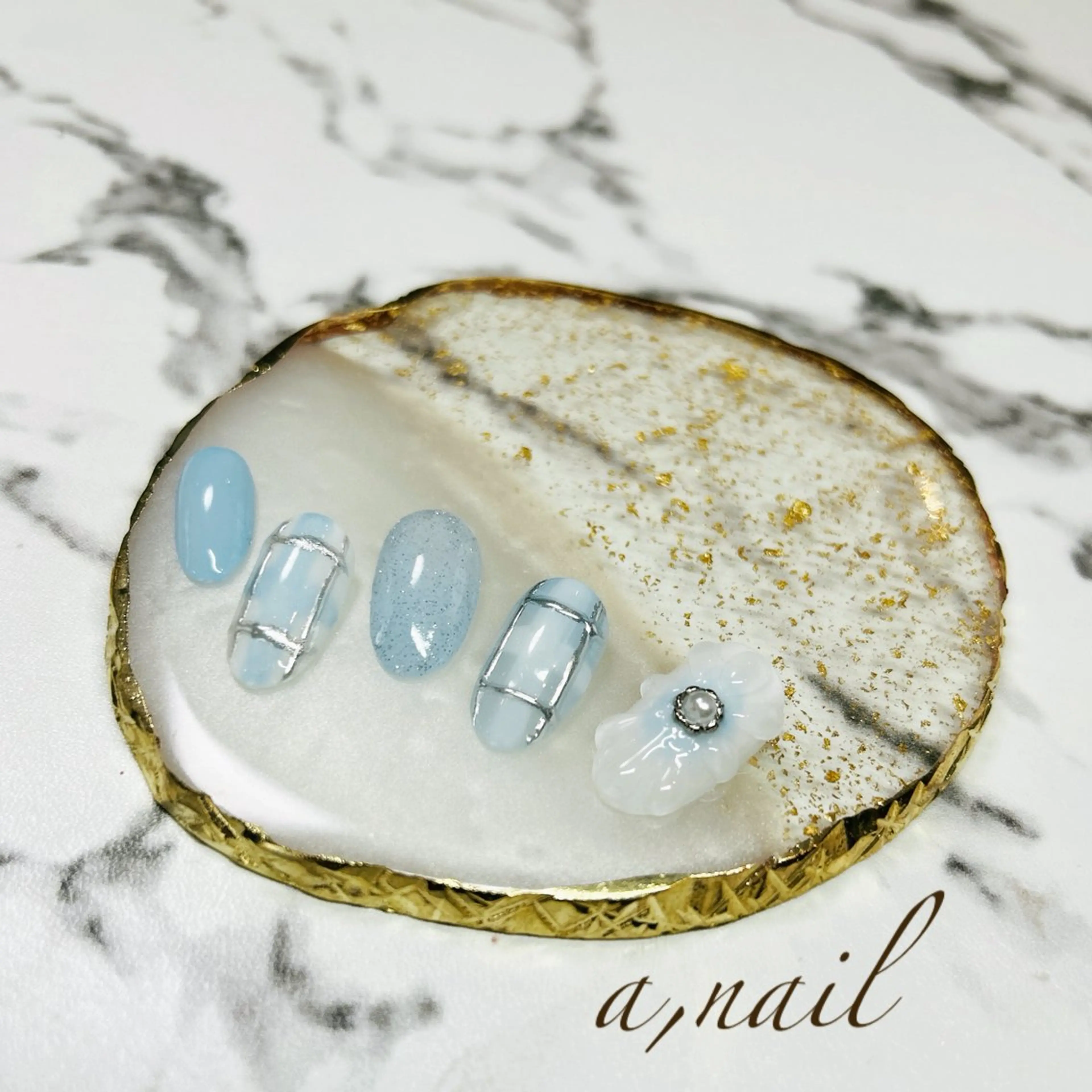 ネイル フラッシュネイル フラワーネイル ミラーネイル ぷっくりネイル シンプルネイル ハンドネイル ネイルサロン エーネイルのネイルデザイン