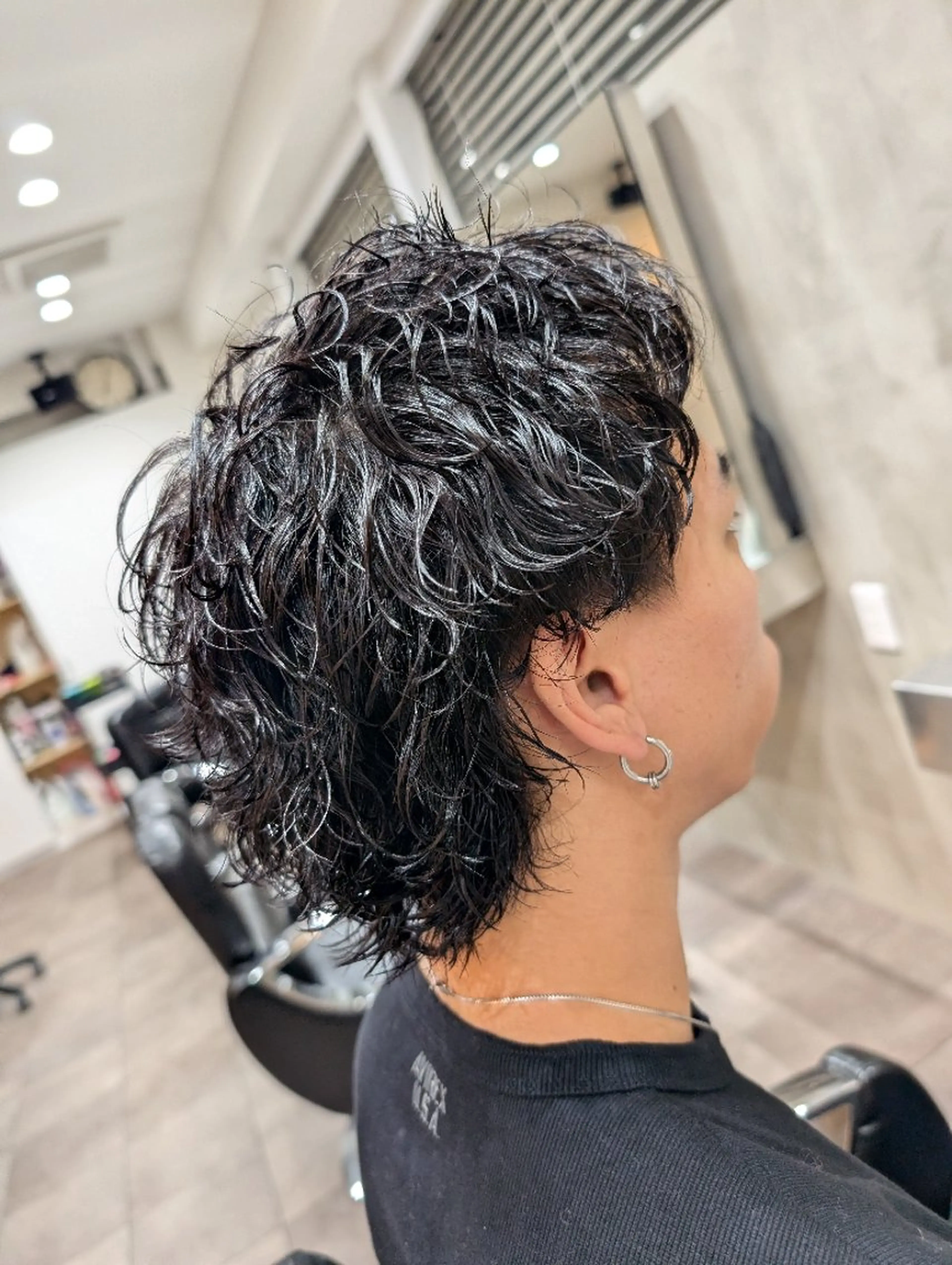 ショート パーマ メンズ メンズパーマ 波巻きパーマ カット パーマ QOL円山 YUTOのヘアスタイル