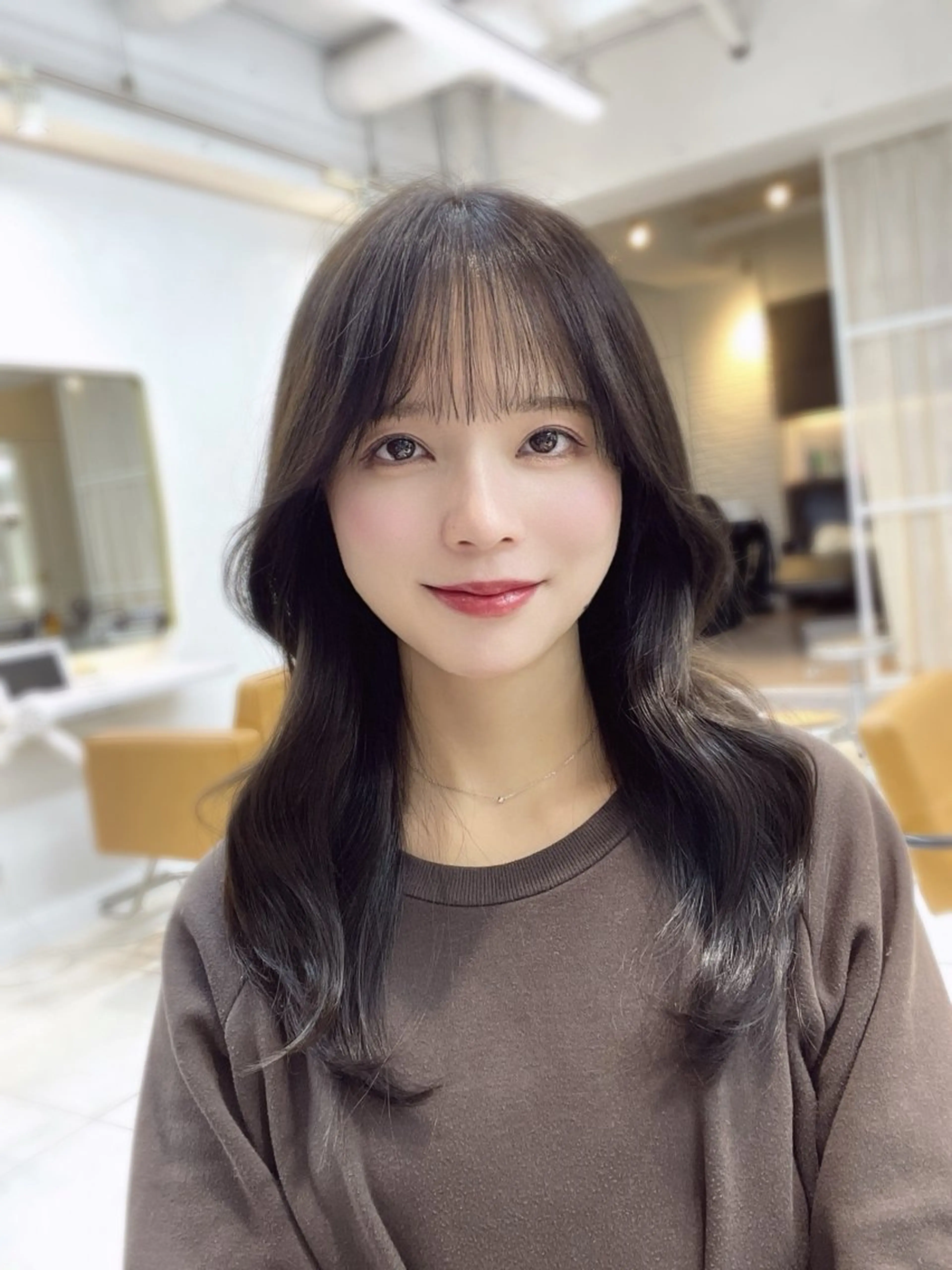 ミディアム 中顔面短縮 顔まわり新田大翔のヘアスタイル