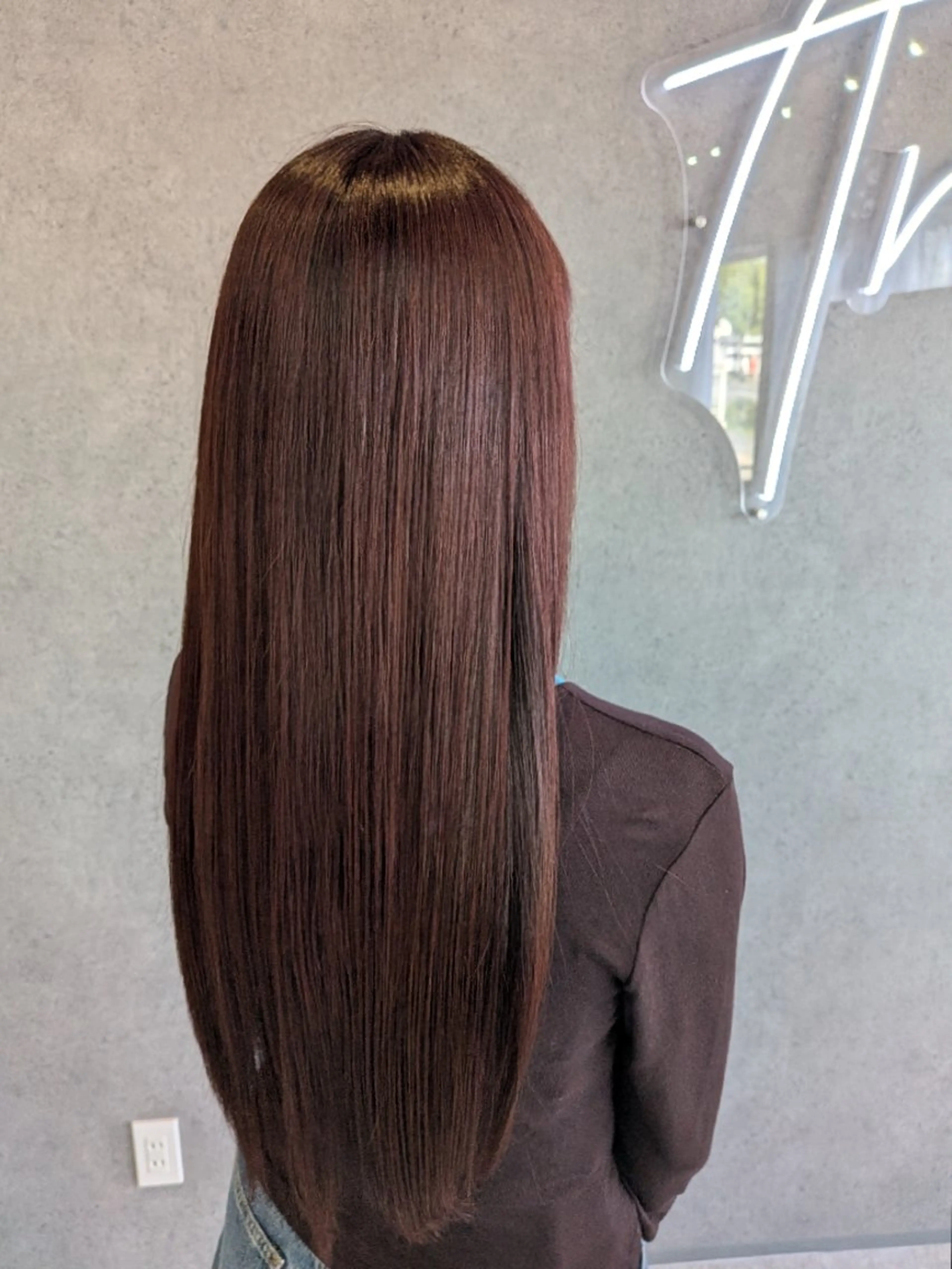 ロング ARCANA 鴨井　絵利子のヘアスタイル