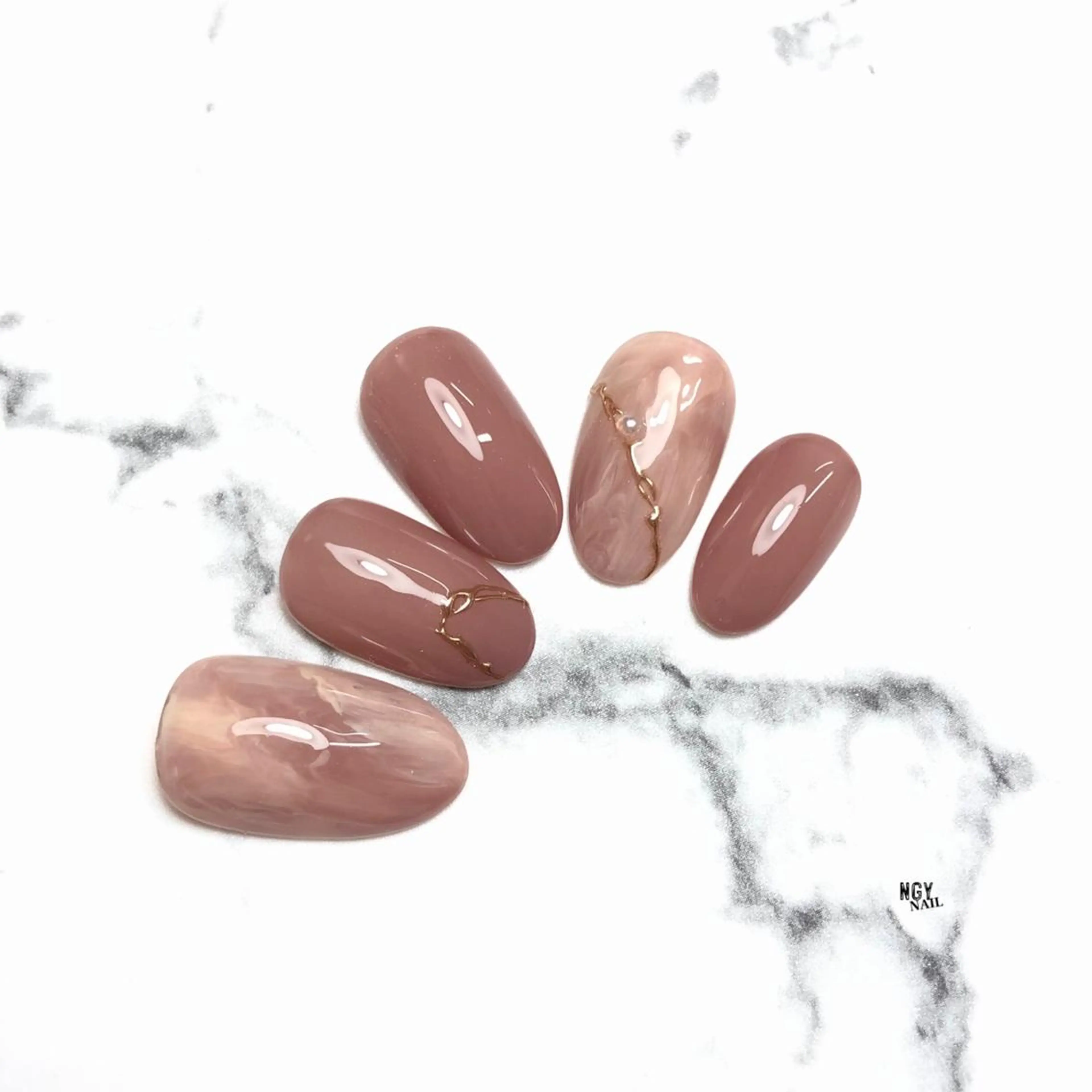 ネイル ジェルネイル 大理石ネイル(マーブル) ミラーネイル ニュアンスネイル パラジェル NAIL NOWのネイルデザイン