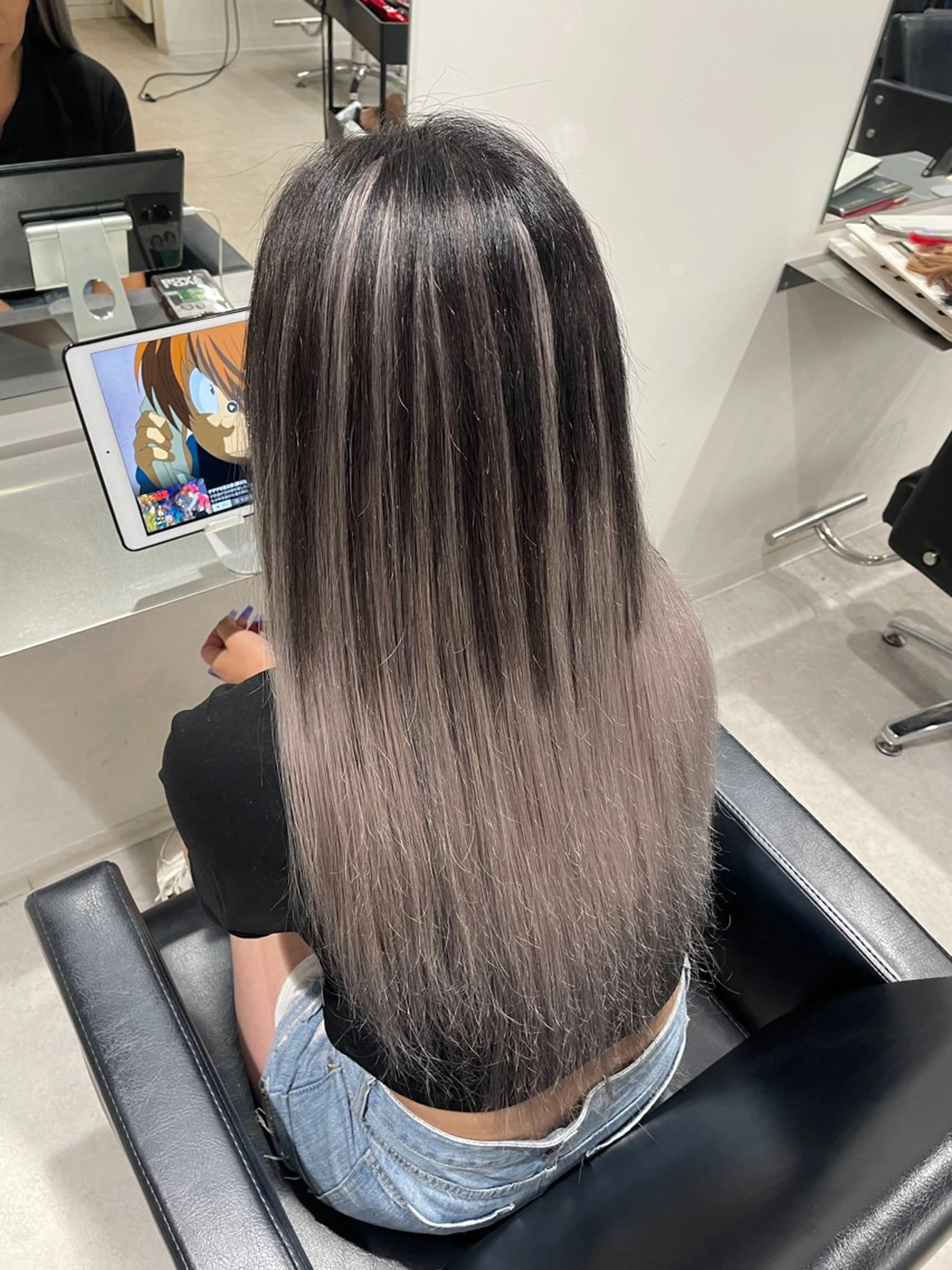 ロング レイヤーカット ヘアカラー エクステ MIHO☾·̩͙⋆ Kroのヘアスタイル