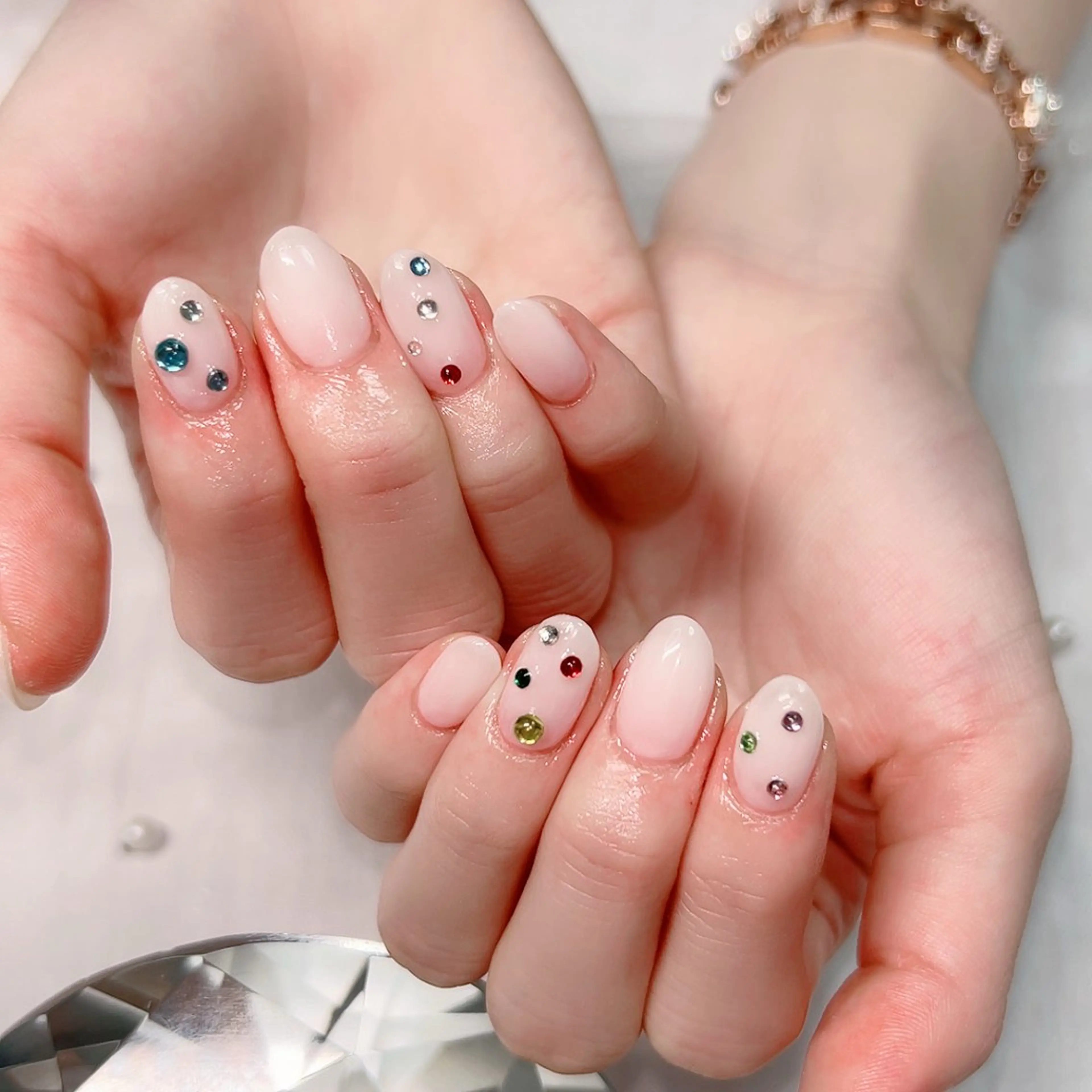 ネイル キラキラネイル 冬ネイル ハンドネイル Cute Tips nailのネイルデザイン