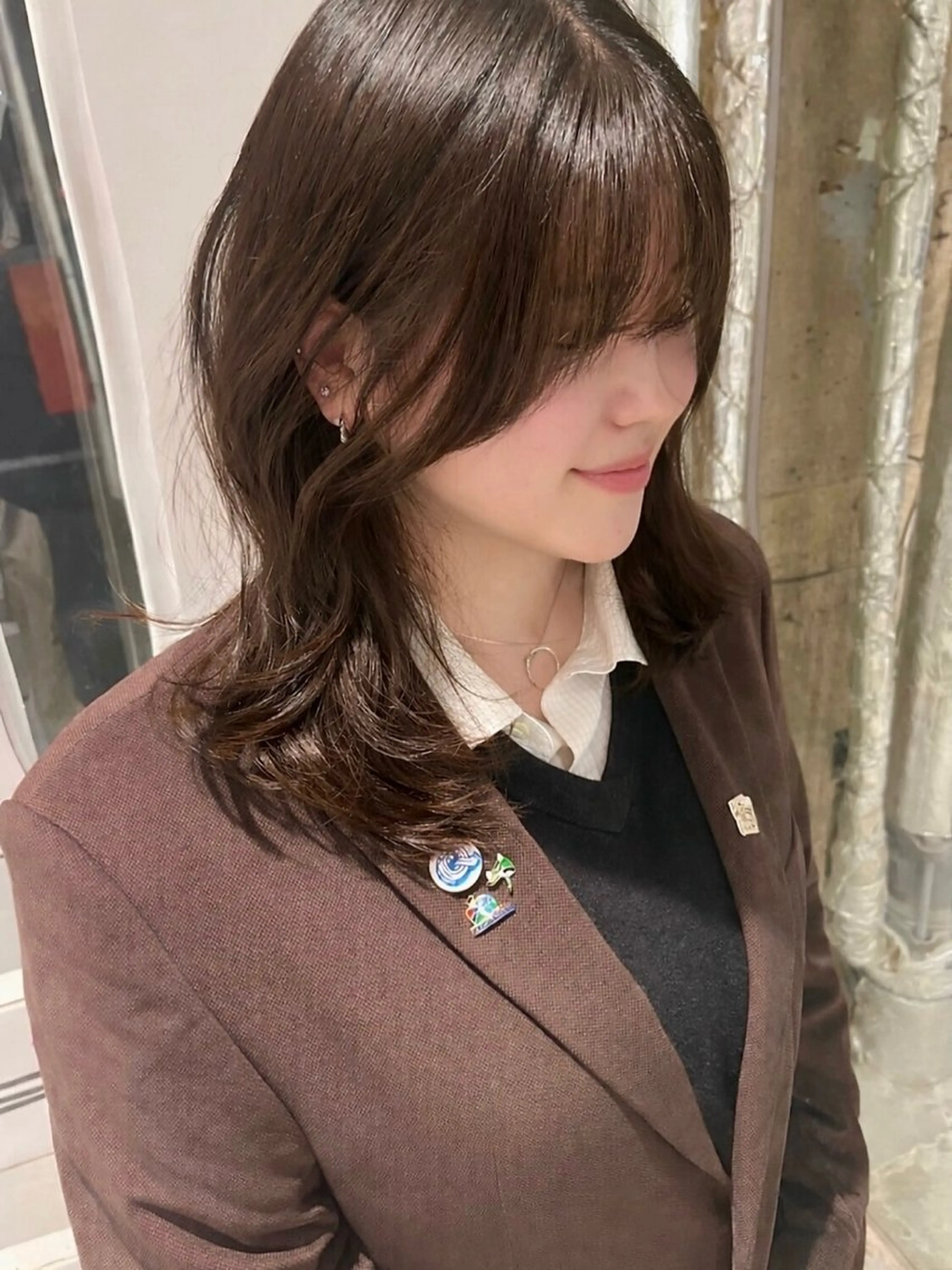 ミディアム カット nanase / レイヤーカットのヘアスタイル