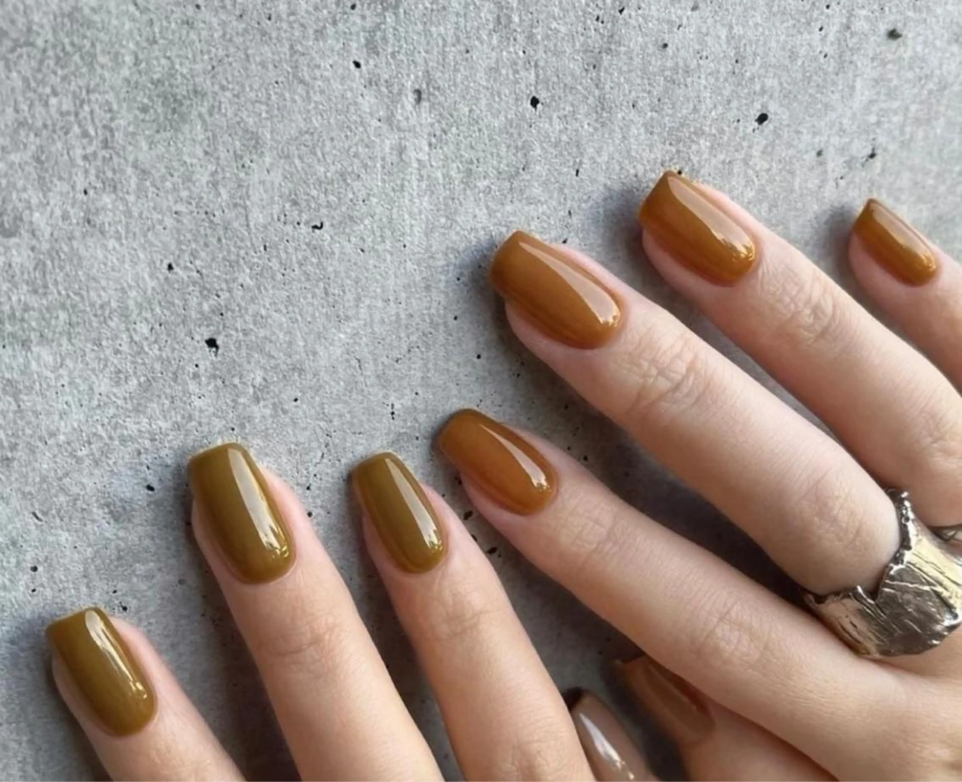 ネイル miu miuのネイルデザイン