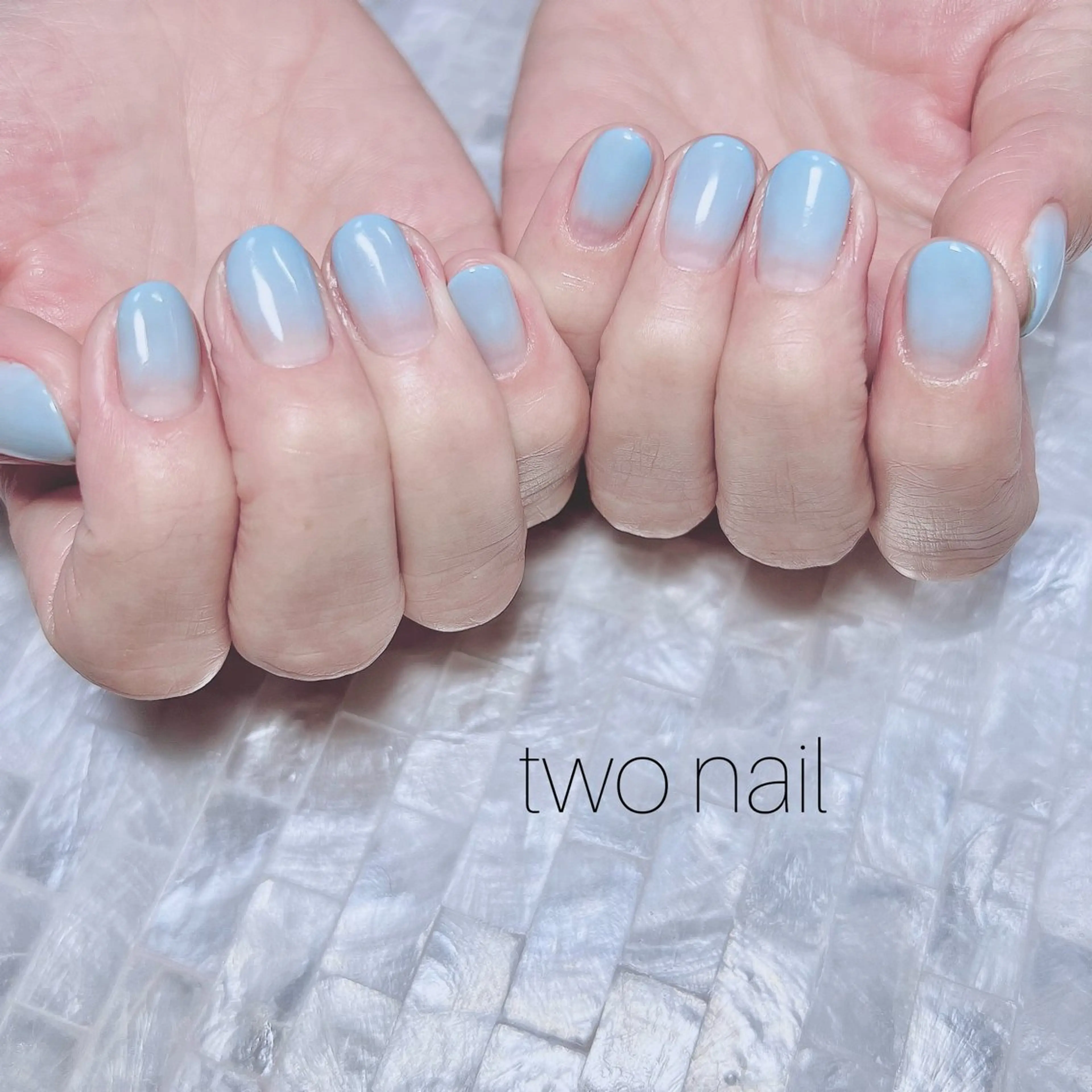 ネイル ネイルチップ ホワイト ハンドネイル two nailのネイルデザイン