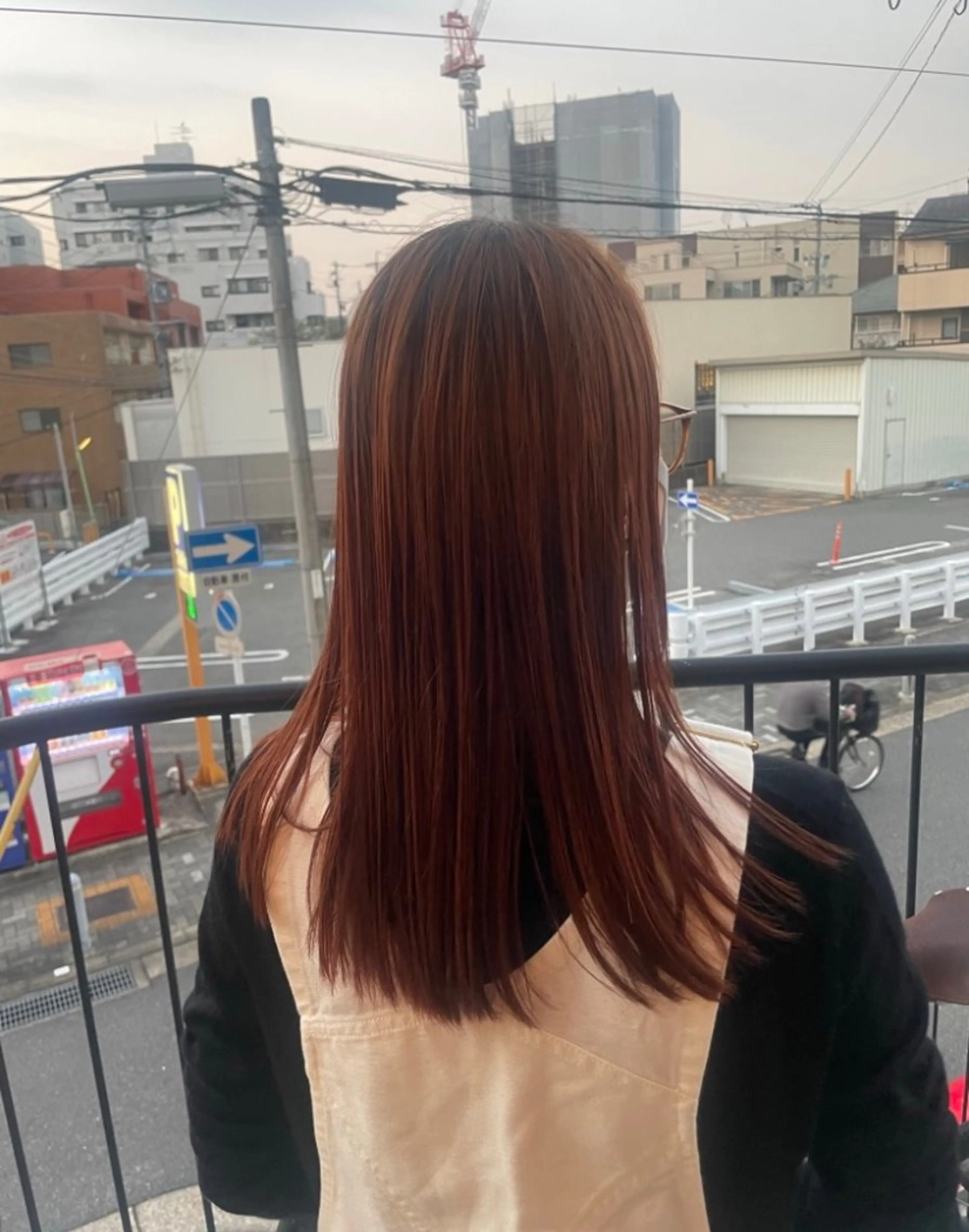 セミロング カラー vahan✂︎ 小林未果🕊のヘアスタイル