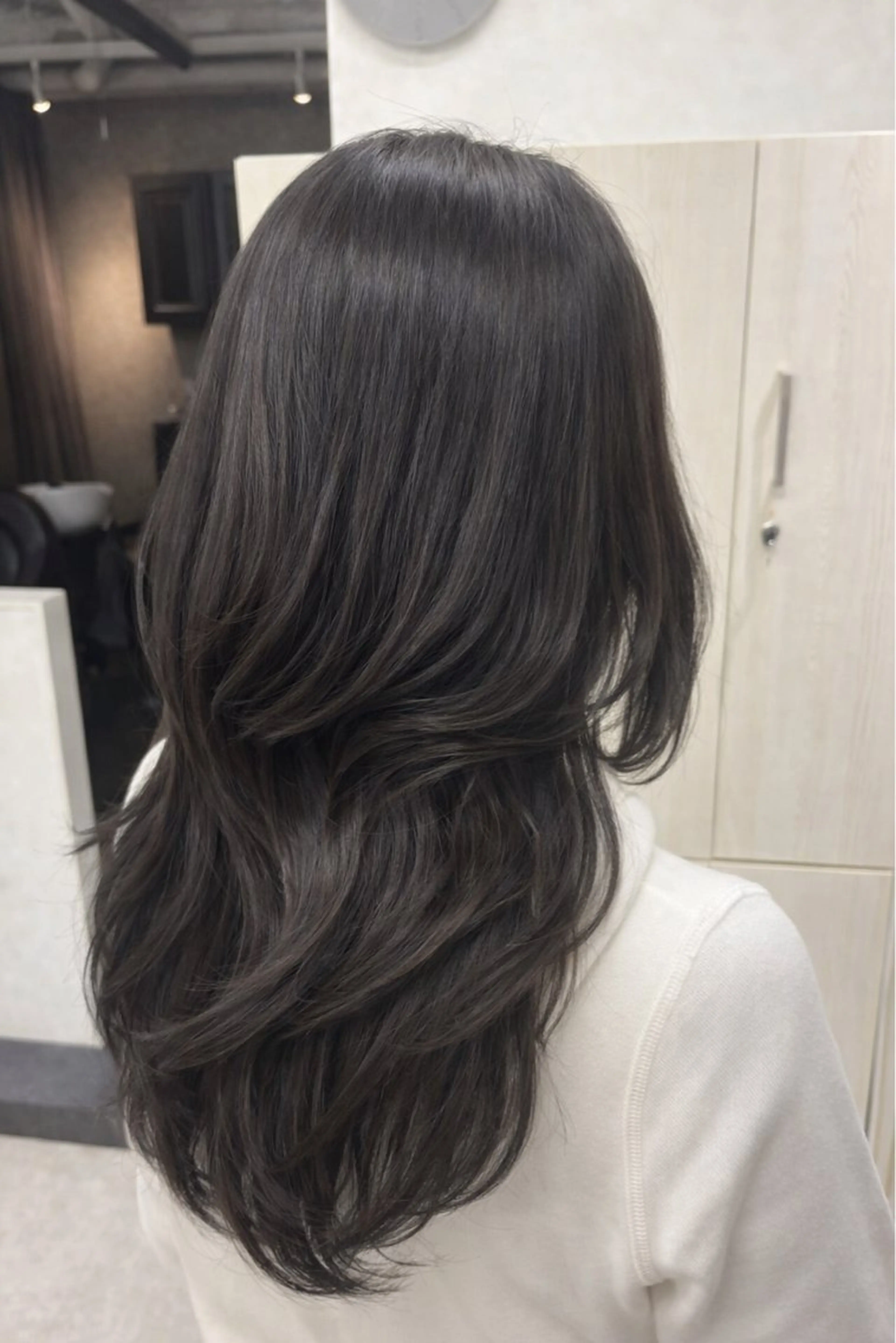 ロング 𝓝𝓞𝓐🌹✨️ ツヤ髪/髪質改善のヘアスタイル