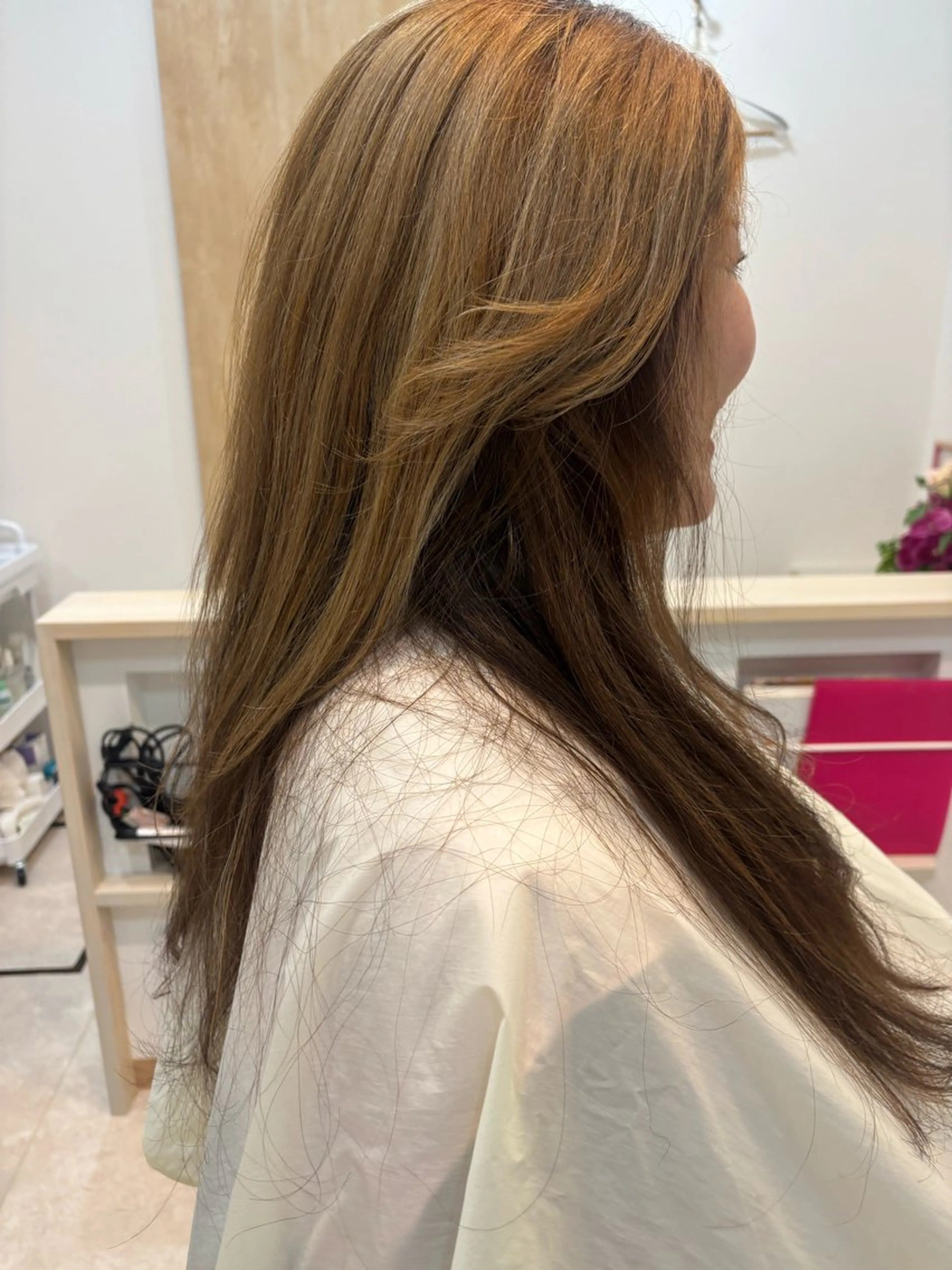 ロング 河本 渚のヘアスタイル