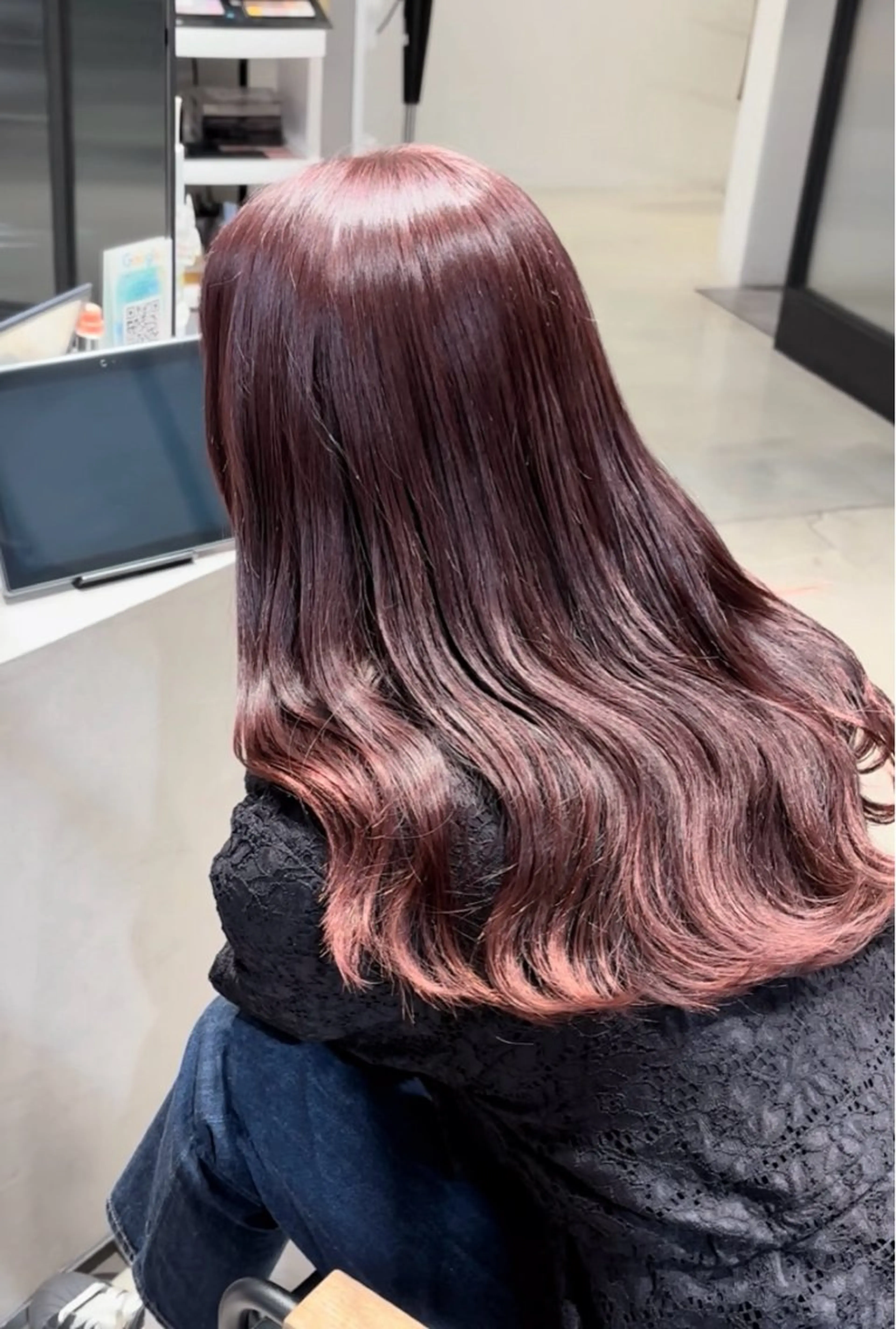 セミロング カット ヘアカラー yui/ラベンダー/ ピンク/ワインレッドのヘアスタイル