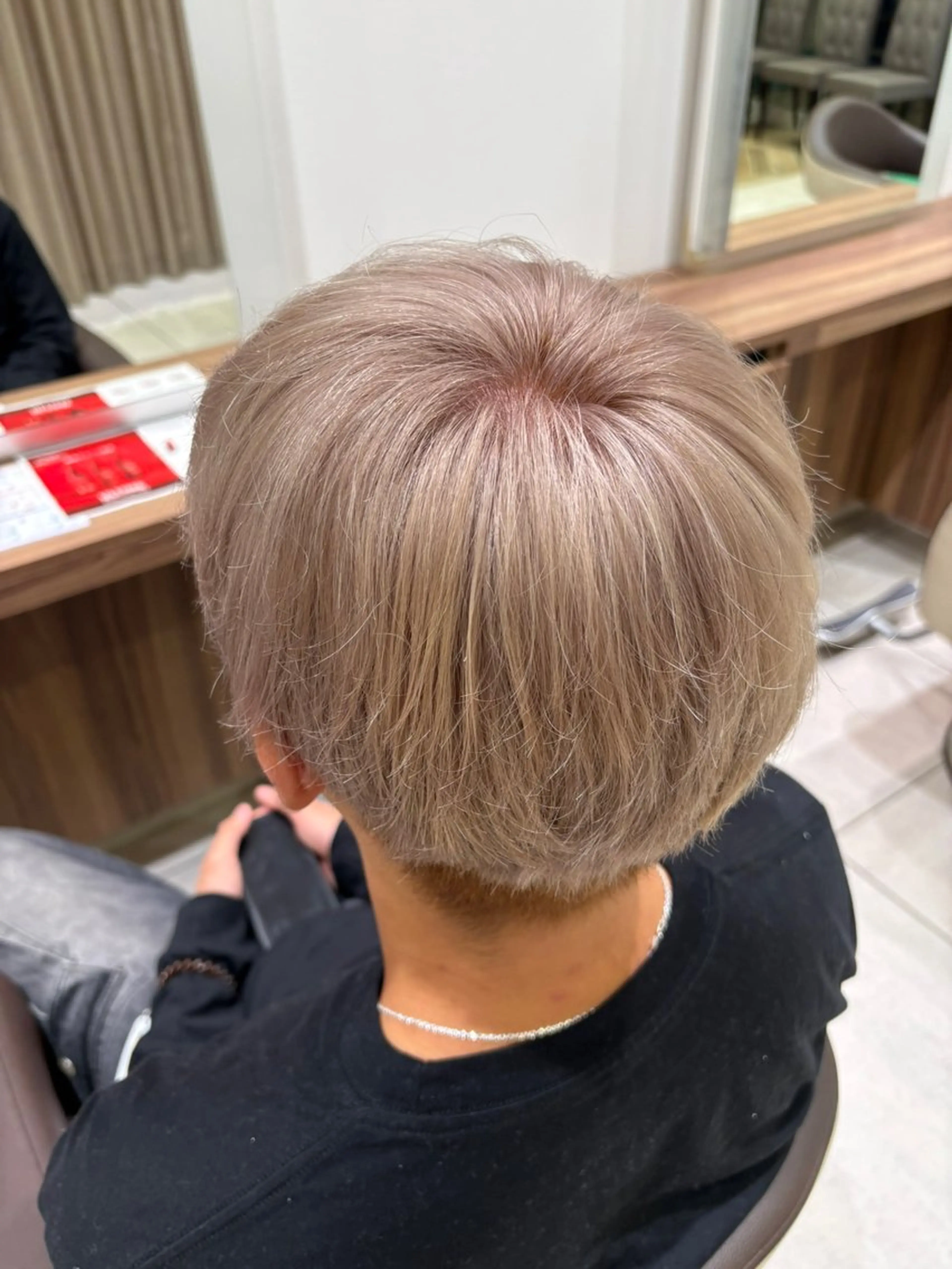 カラー ヘアカラー 黒澤 凌空のヘアスタイル