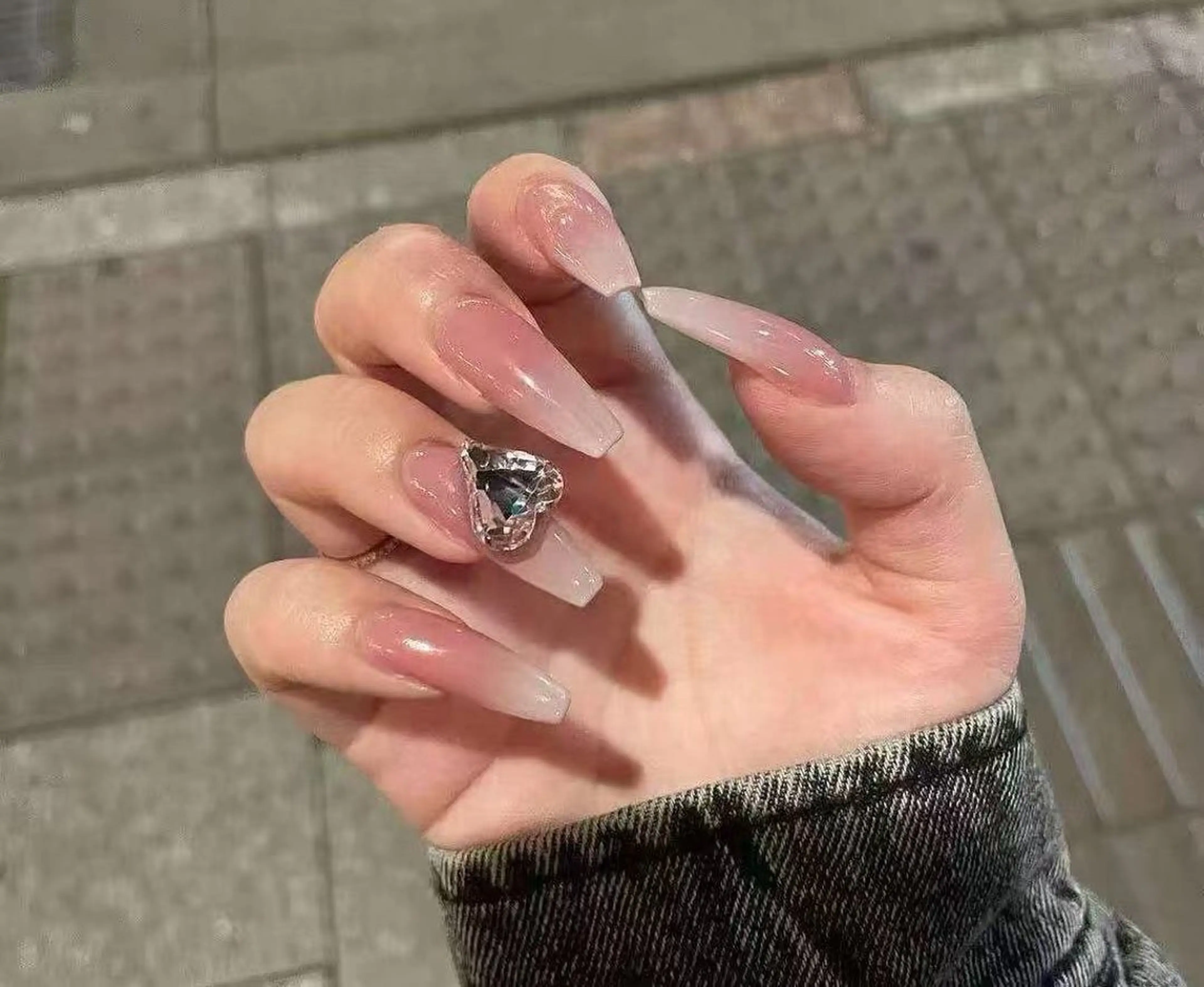 ネイル フラワーネイル フレンチネイル ジェルネイル ガラスフレンチ ハート ハンドネイル ハンドケア BabyYouMi nailのネイルデザイン