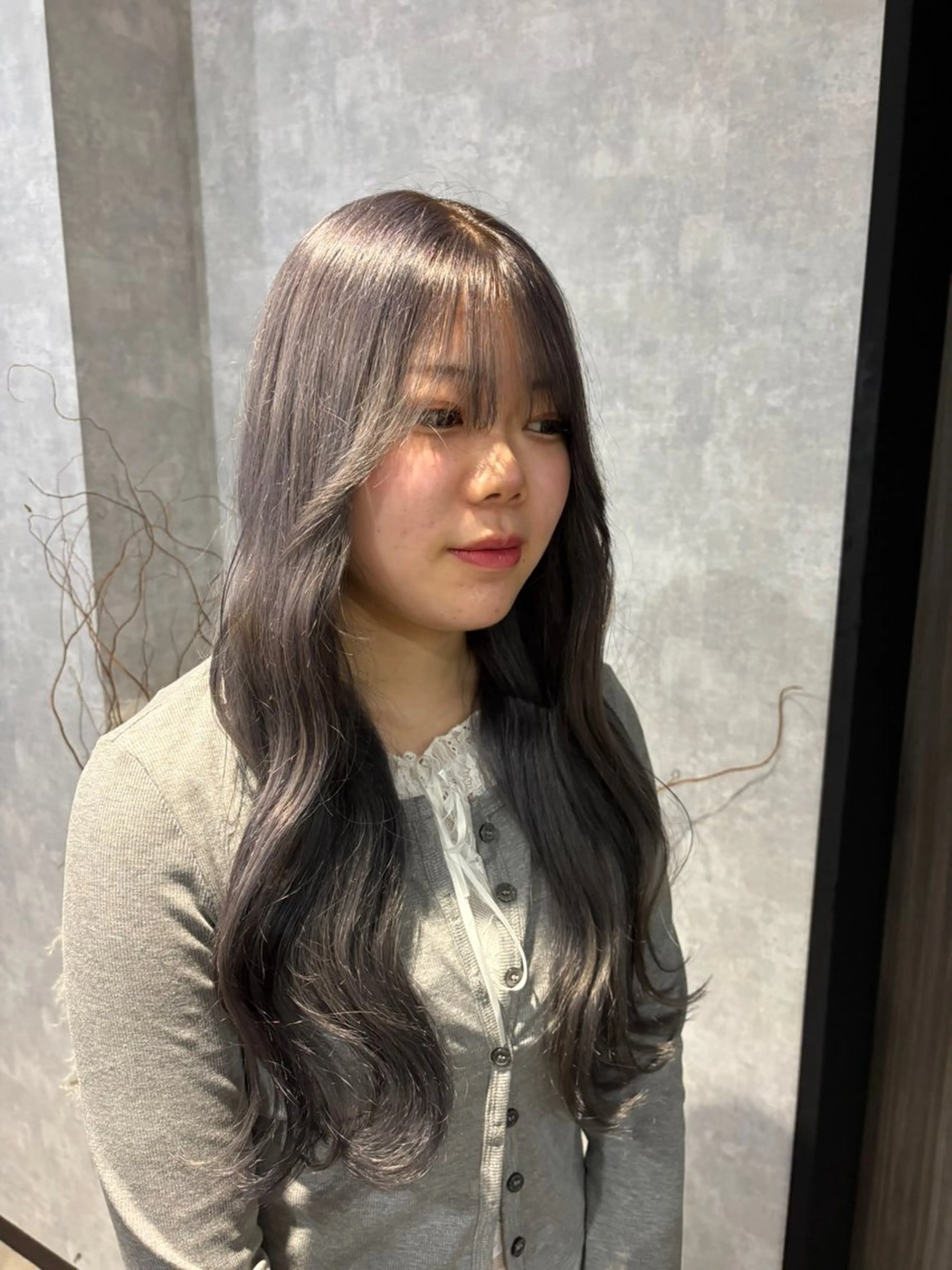 ロング カラー カット ヘアカラー トリートメント 🌐NATSUMI 🌐【寒色カラー】のヘアスタイル