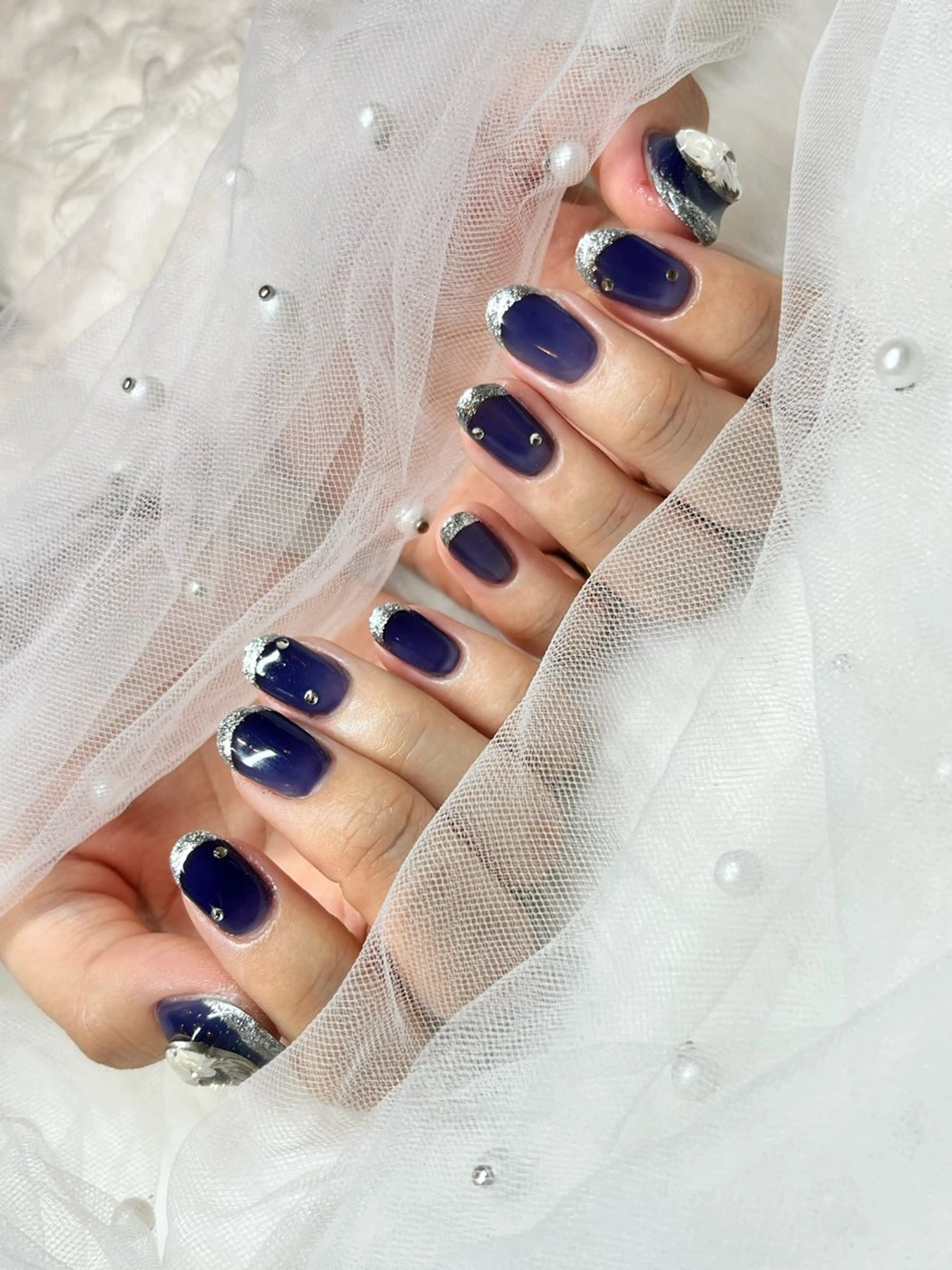 ネイル ハンドネイル EmaNail MOMOのネイルデザイン