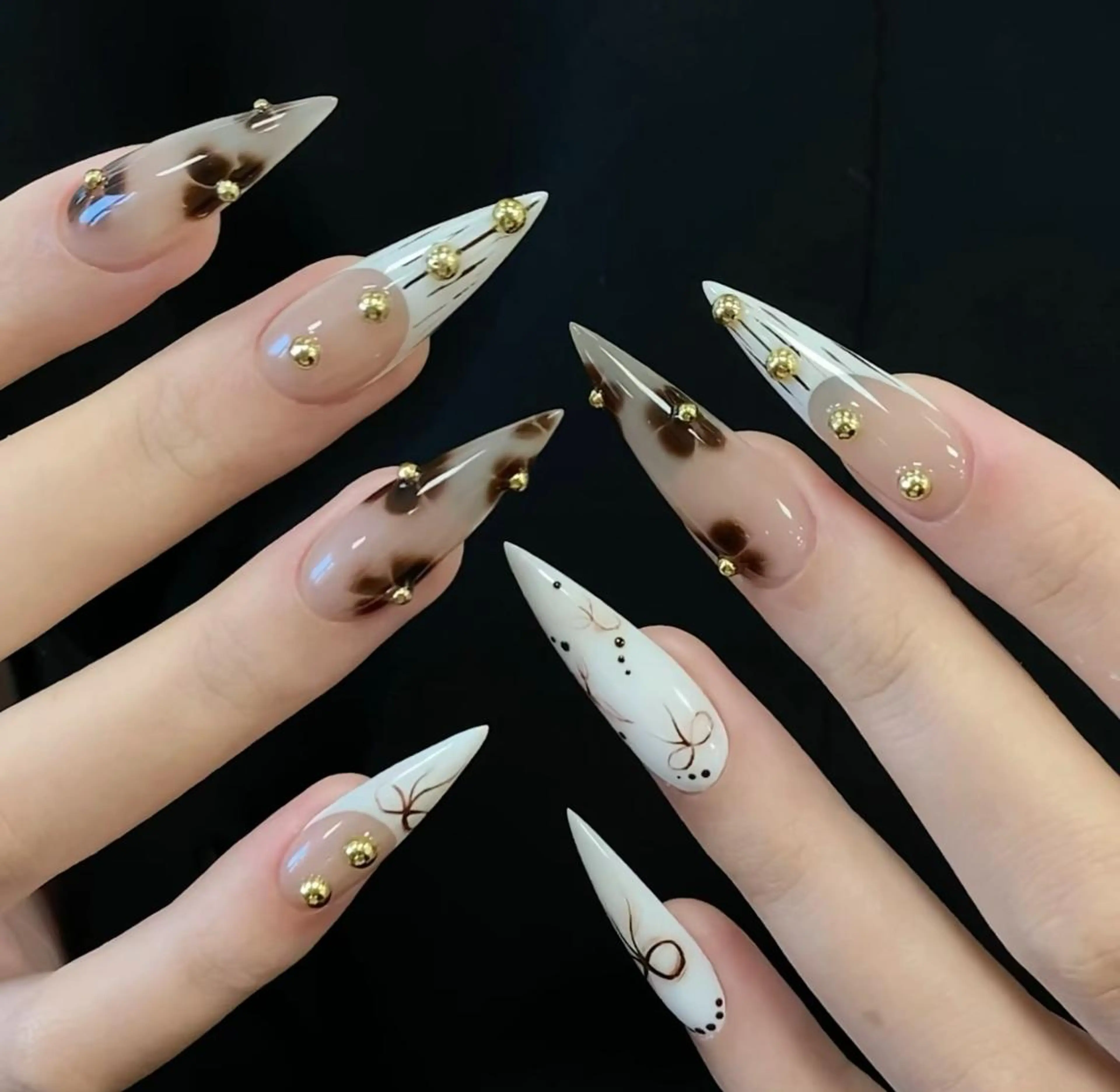 ネイル ハンドネイル ハンドケア 🍑 momo_nailのネイルデザイン