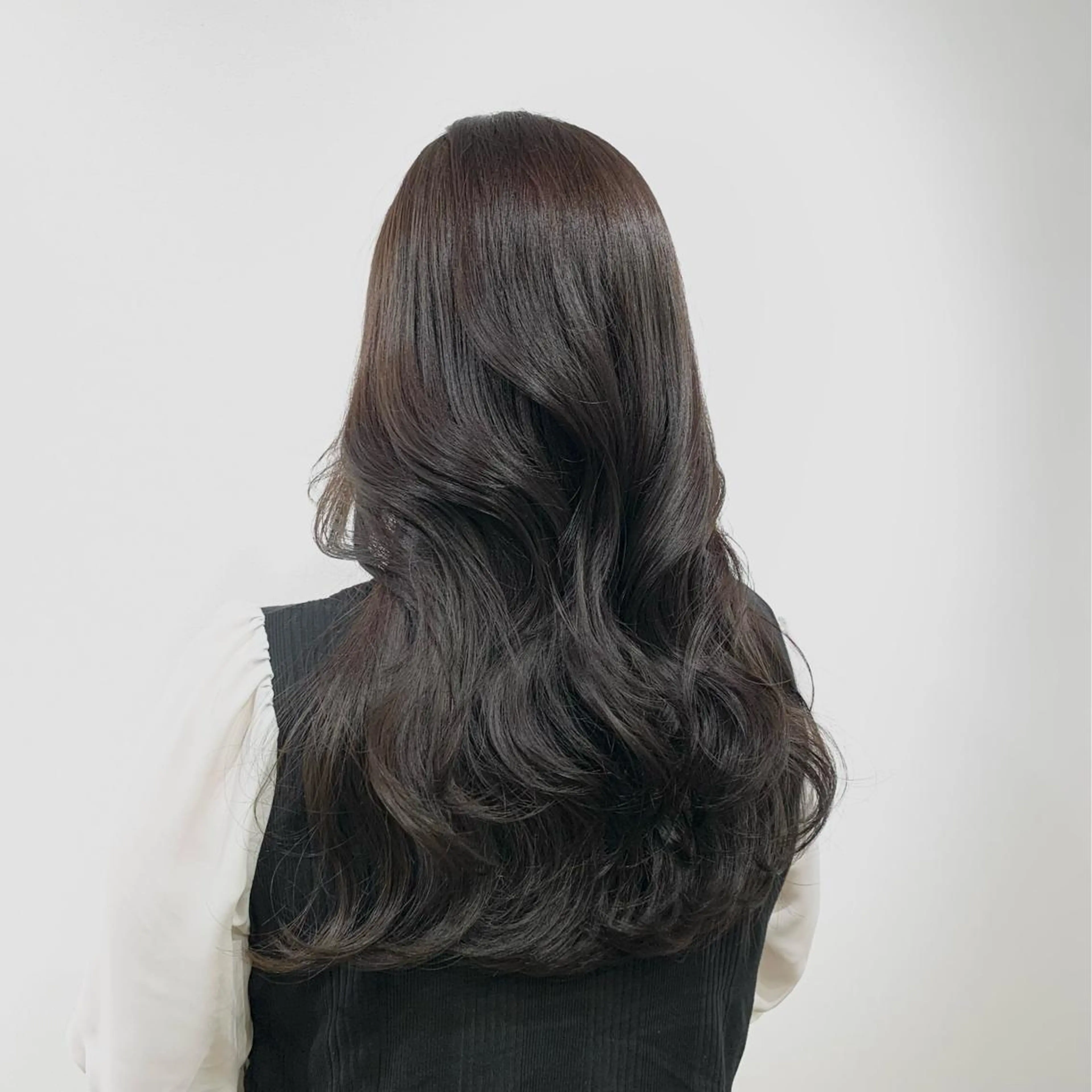 ロング カラー ヘアアレンジ キヨミ 韓国レイヤーカットのヘアスタイル