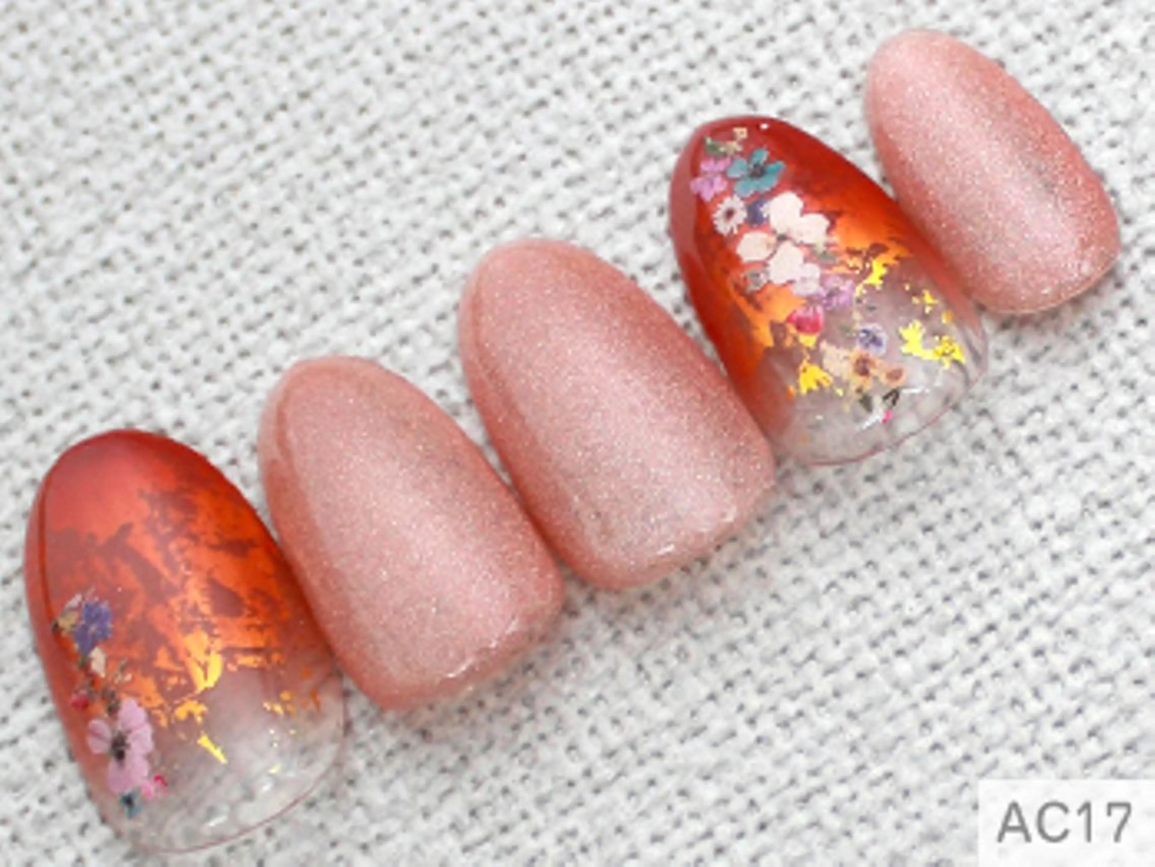 ネイル ジェルネイル マグネットネイル 🤍 Jan🤍のネイルデザイン