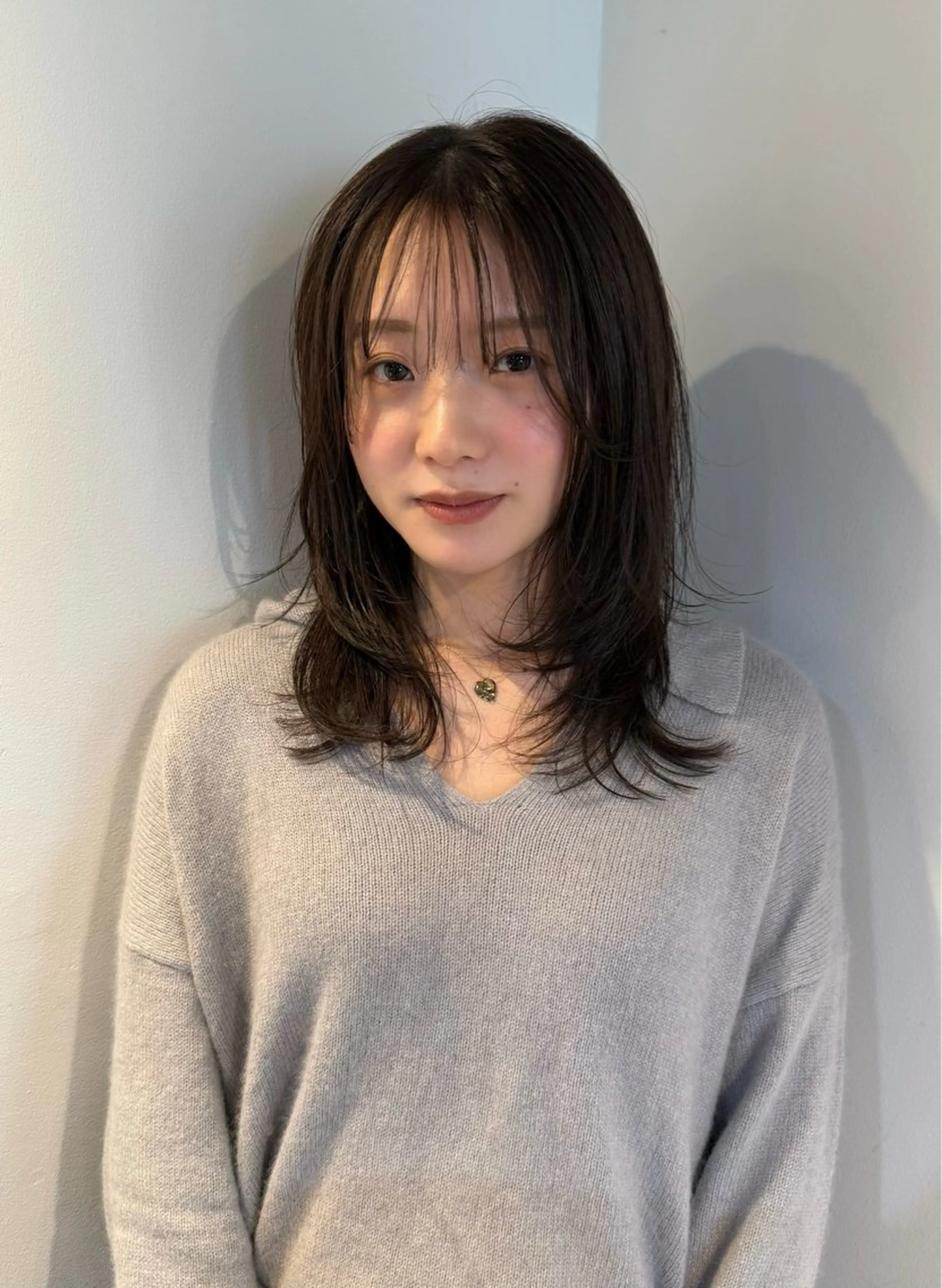 ミディアム カラー ブラウンカラー レイヤーカット 似合わせカット 似合わせレイヤー、 透けカラー/杉本花のヘアスタイル
