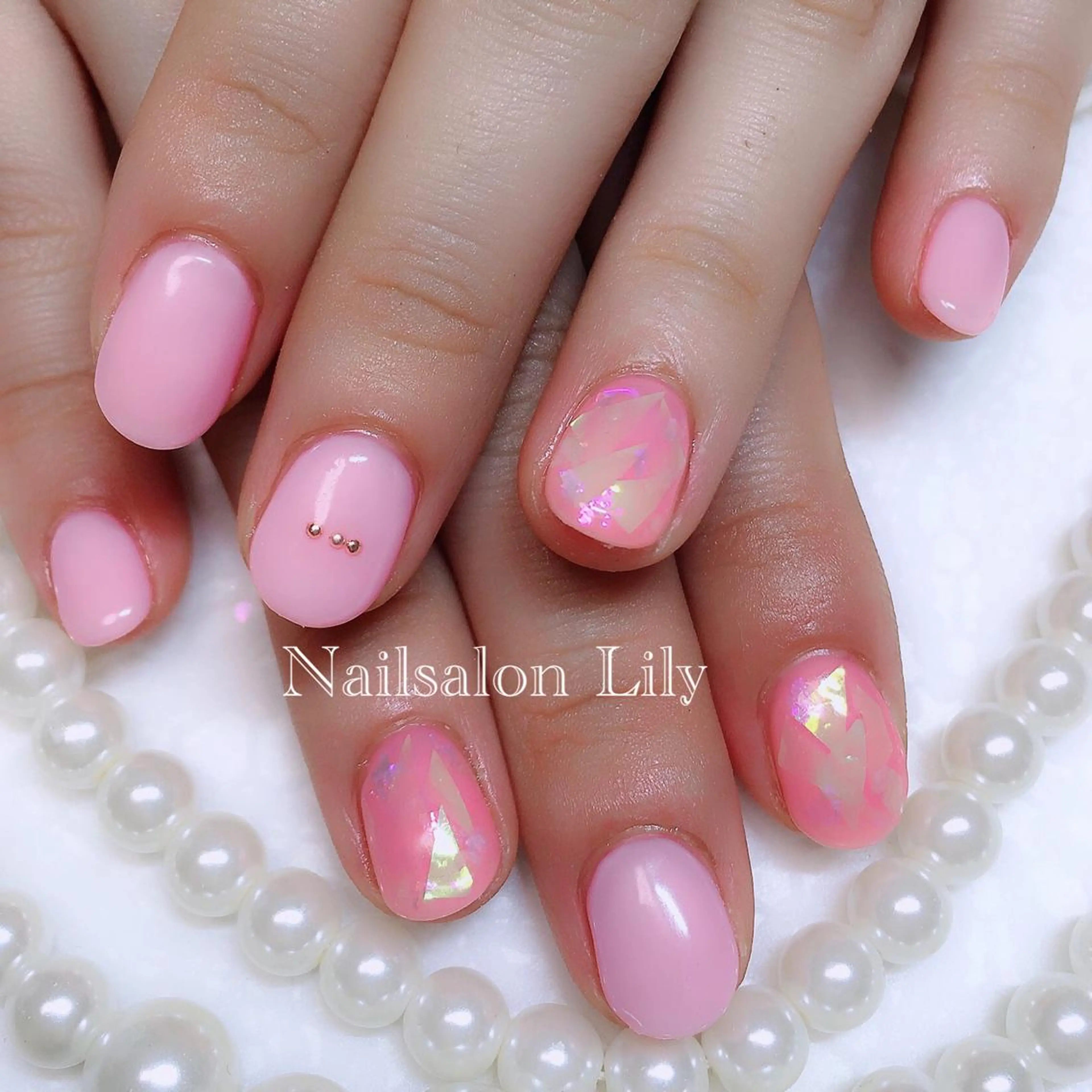 ネイル キラキラネイル Lily*nail 🌻Mii🌻のネイルデザイン
