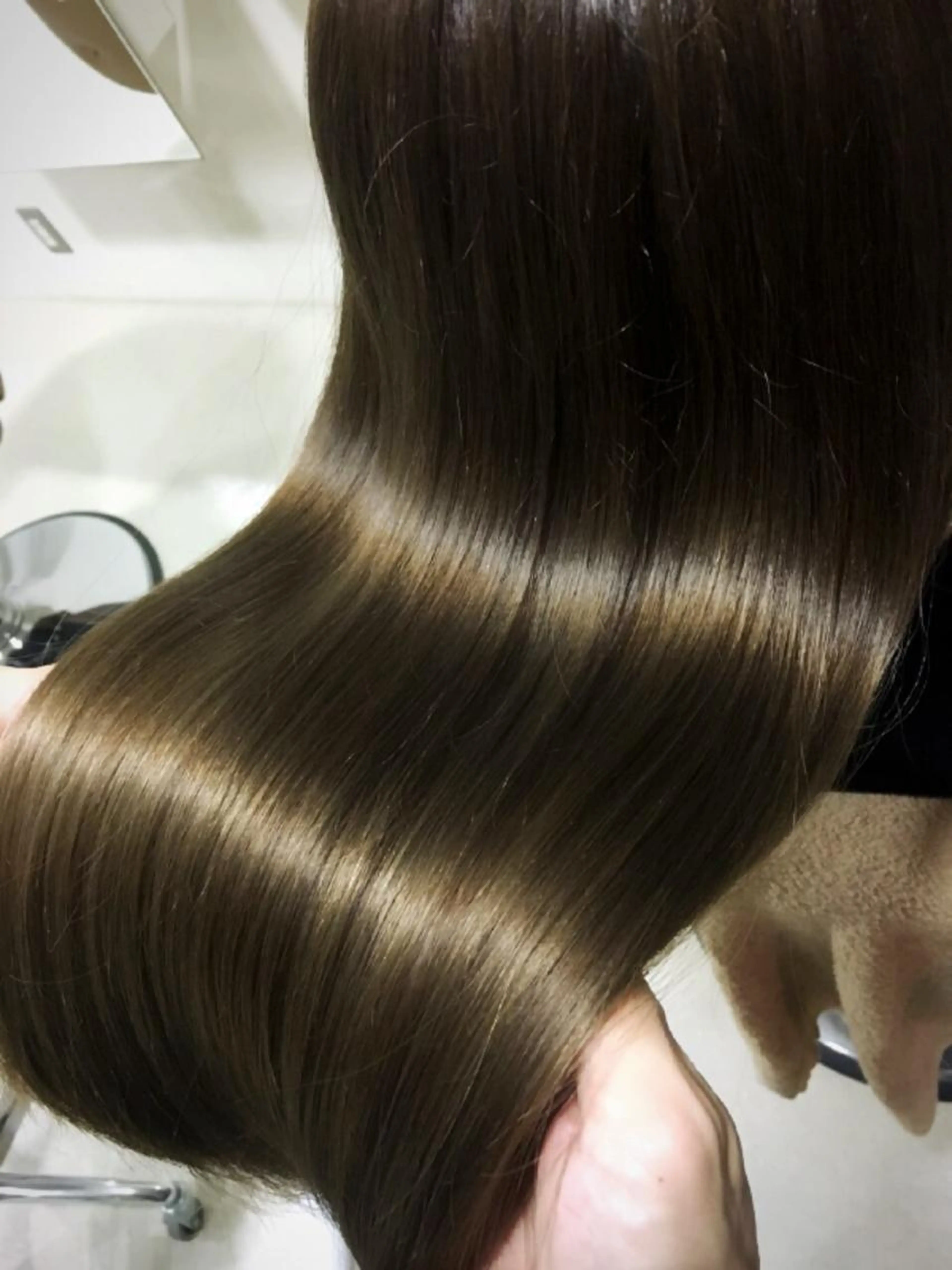 セレブ御用達🇰🇷最高級コモレビトリートメント🏅+パーソナルカット ✂️ ※超音波アイロンでしっかり浸透の写真