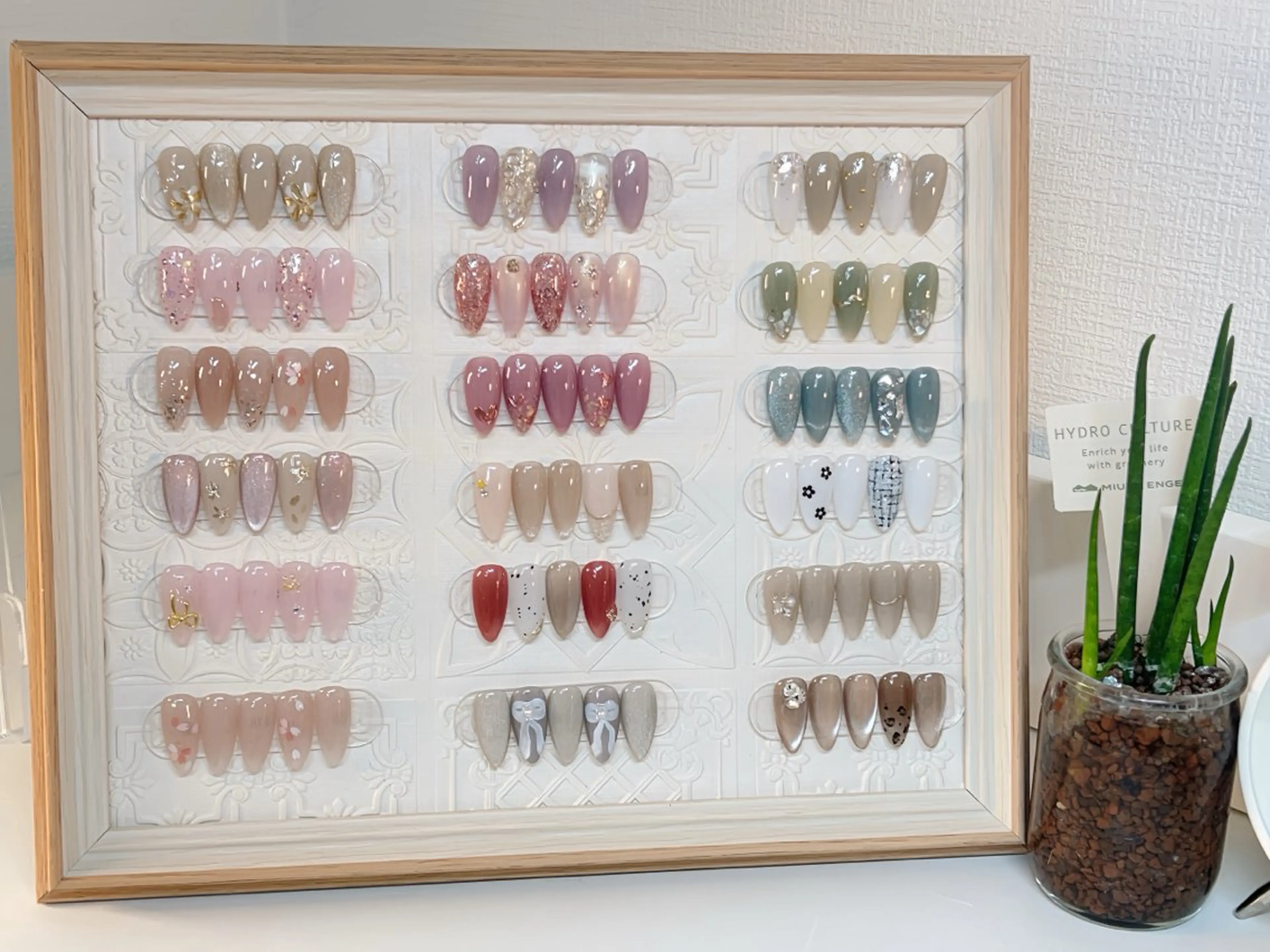 ネイル 桜ネイル ゴージャス グラデーション キラキラネイル ラメ(グリッター) L&Y Nail salonのネイルデザイン