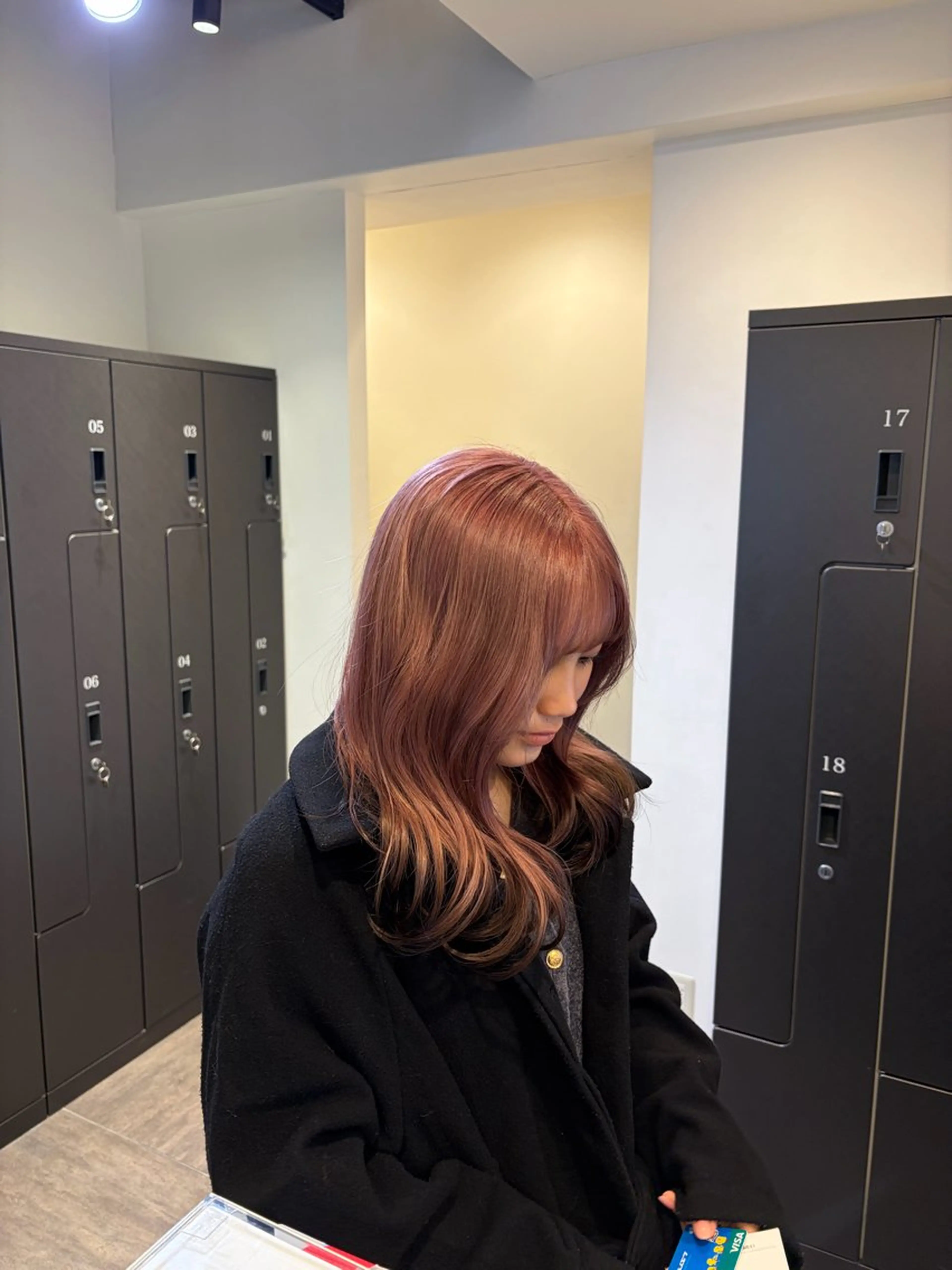 ミディアム カラー 中川 蓮のヘアスタイル