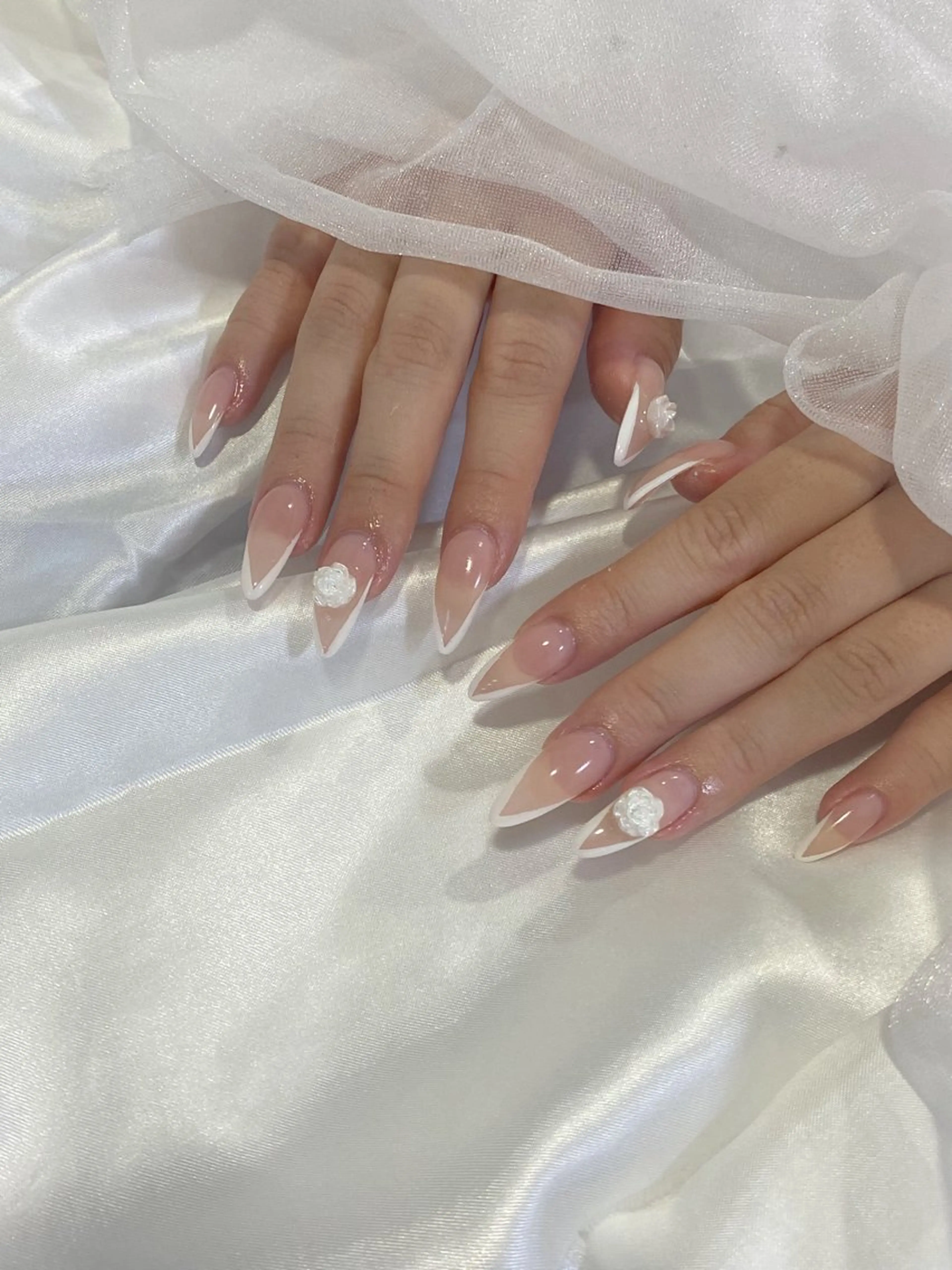 ネイル フレンチネイル ハンドネイル Lim nail🤍 Ayaのネイルデザイン