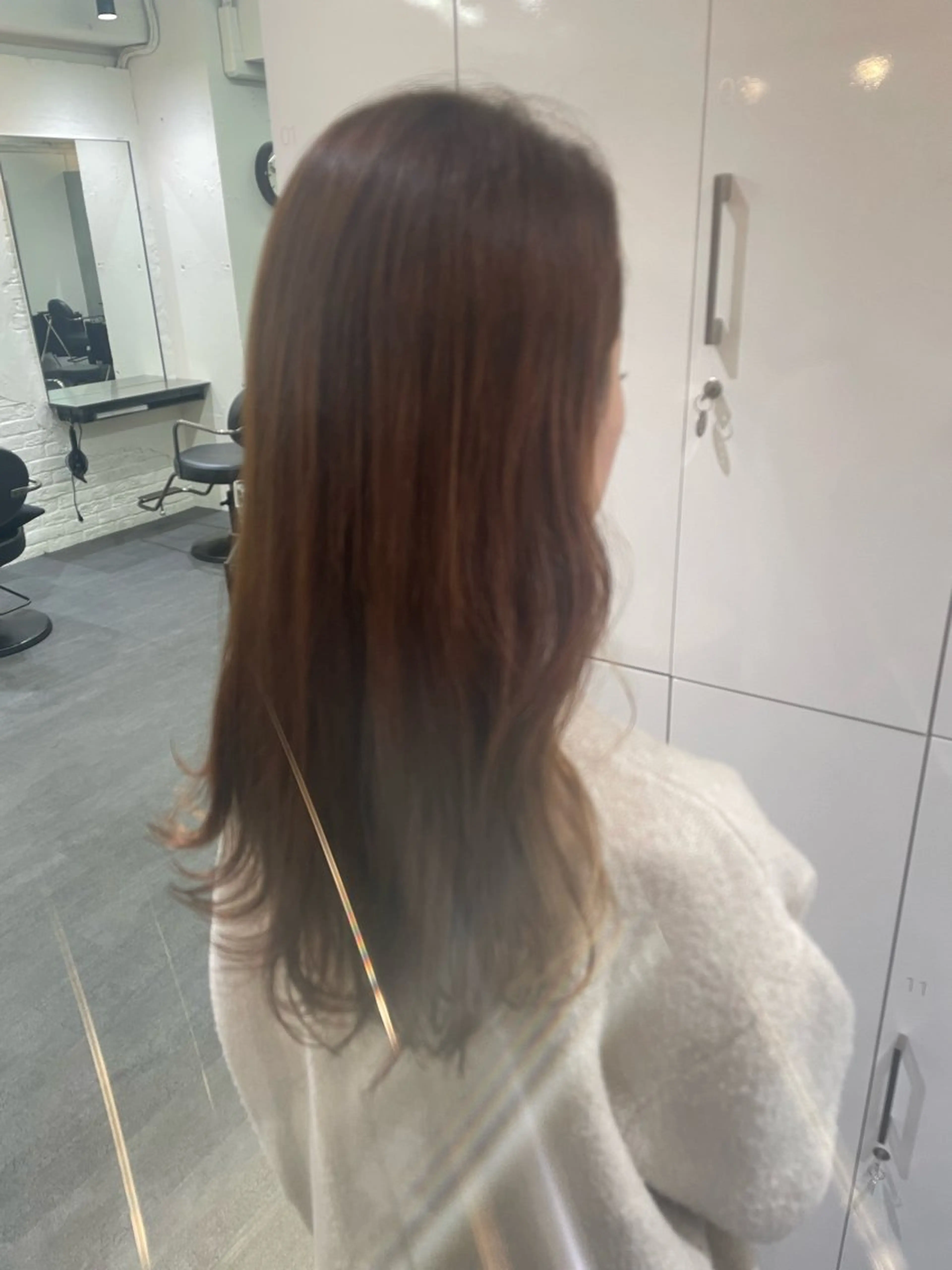 ロング カット ヘアカラー トリートメント 赤み無し柔らかカラー 【梅田】madokaのヘアスタイル