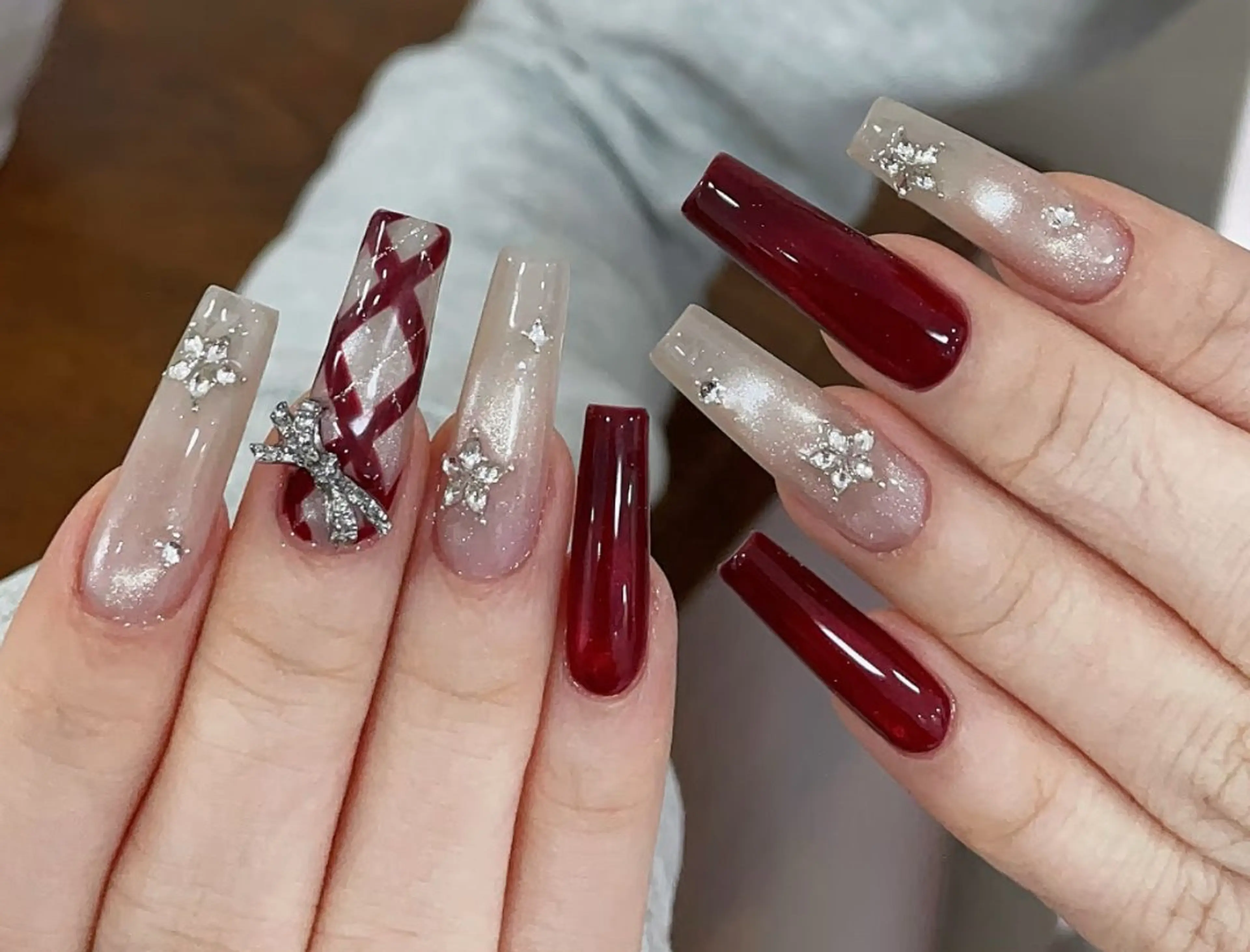 ネイル ハンドネイル ハンドケア 🍑 momo_nailのネイルデザイン