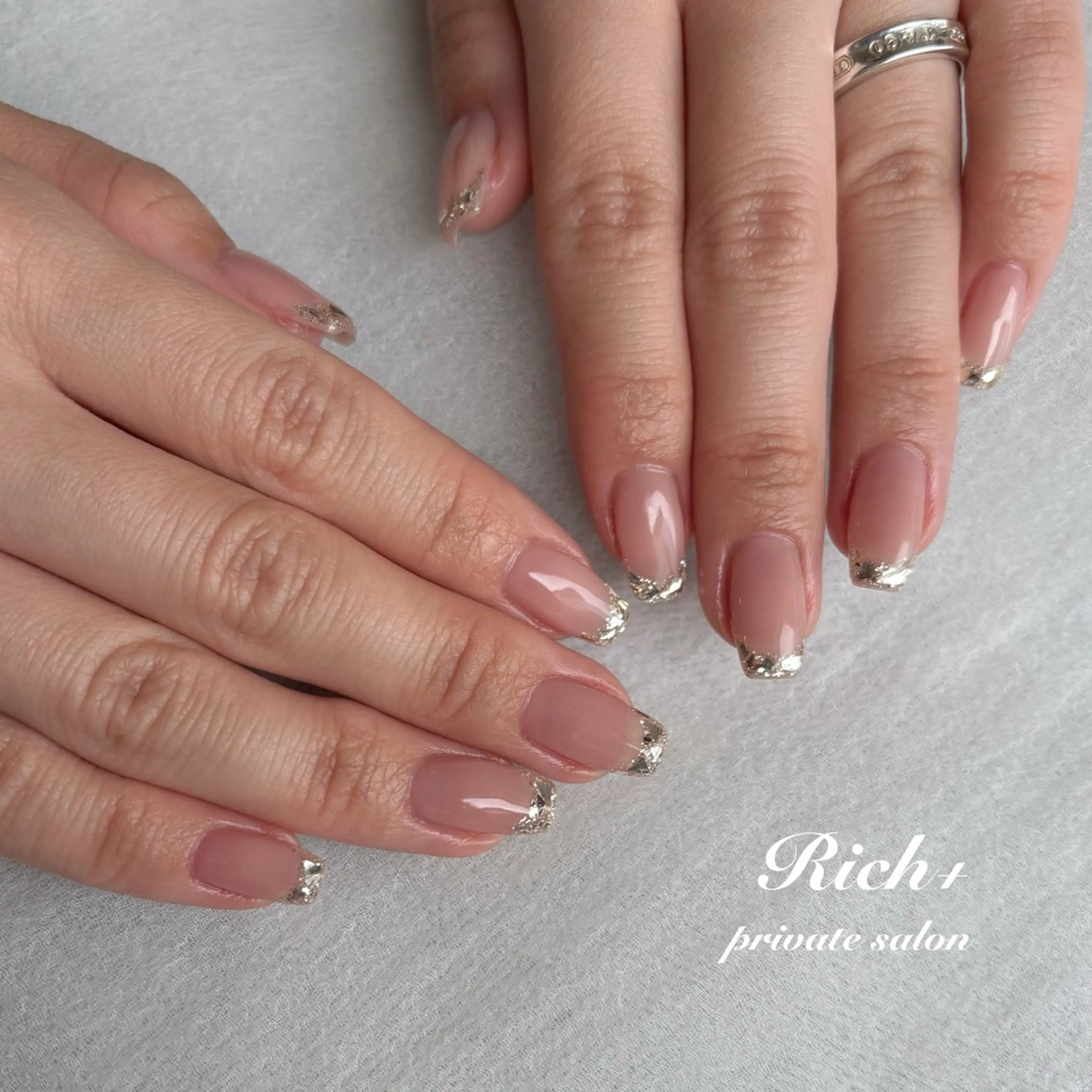 ネイル フレンチネイル ガラスフレンチ ハンドネイル Rich+nail Mayuのネイルデザイン