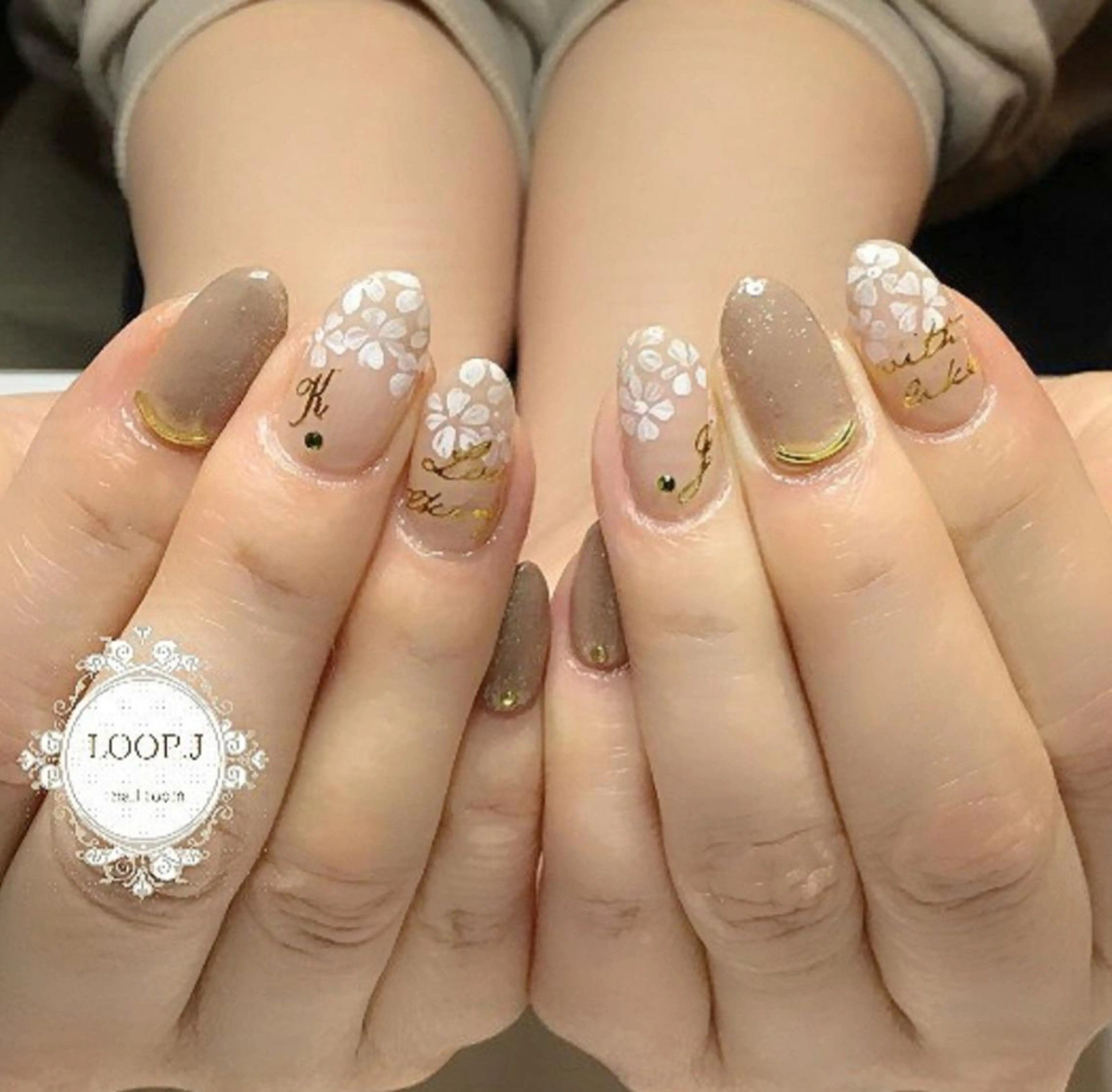 ネイル ハンドネイル おおくぼ めぐみのネイルデザイン