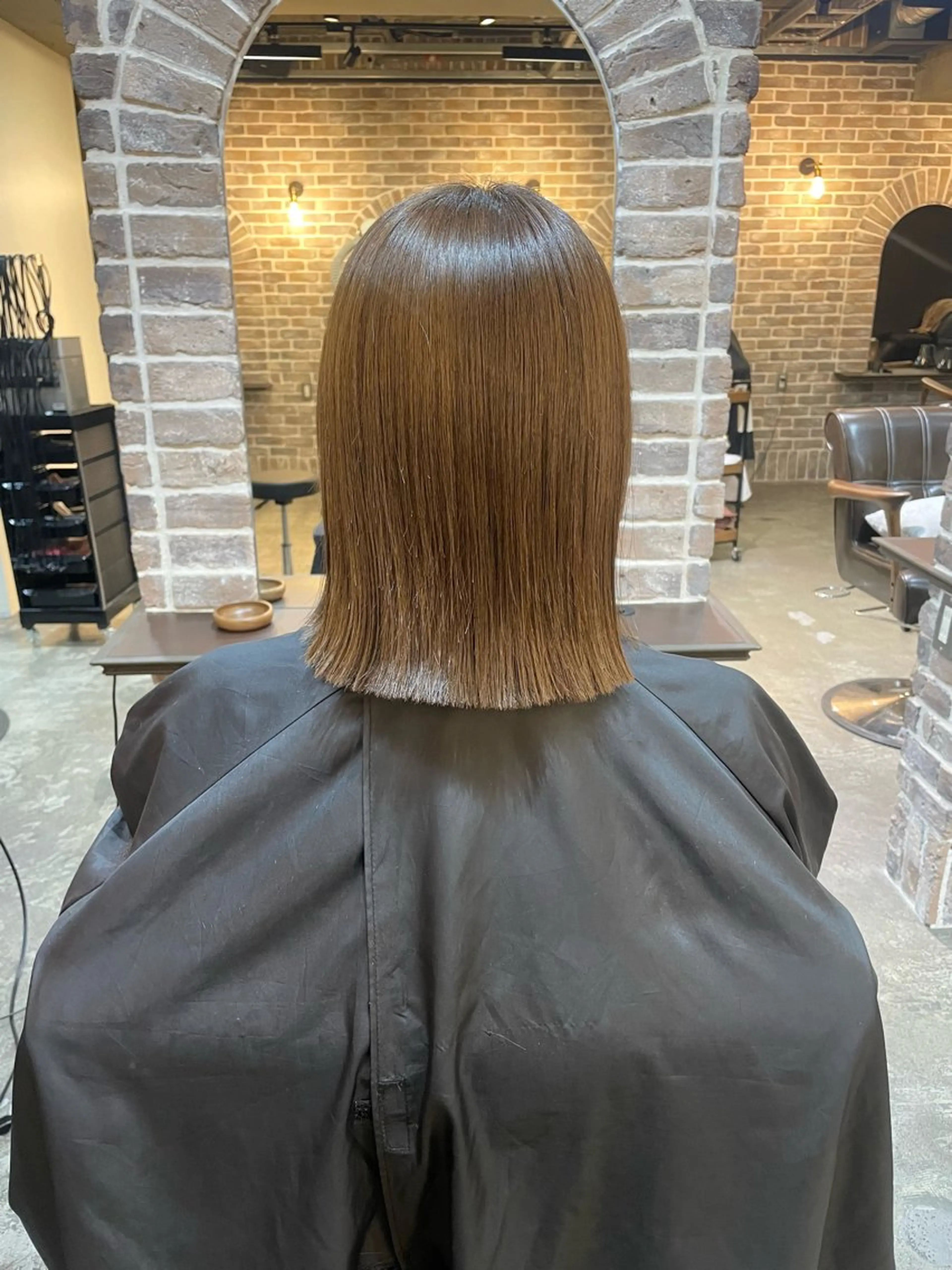 ミディアム カラー ブリーチ グレージュ ブリーチなしカラー カット ヘアカラー トリートメント 艶カラー/インナー /グラデ/大西小百合のヘアスタイル