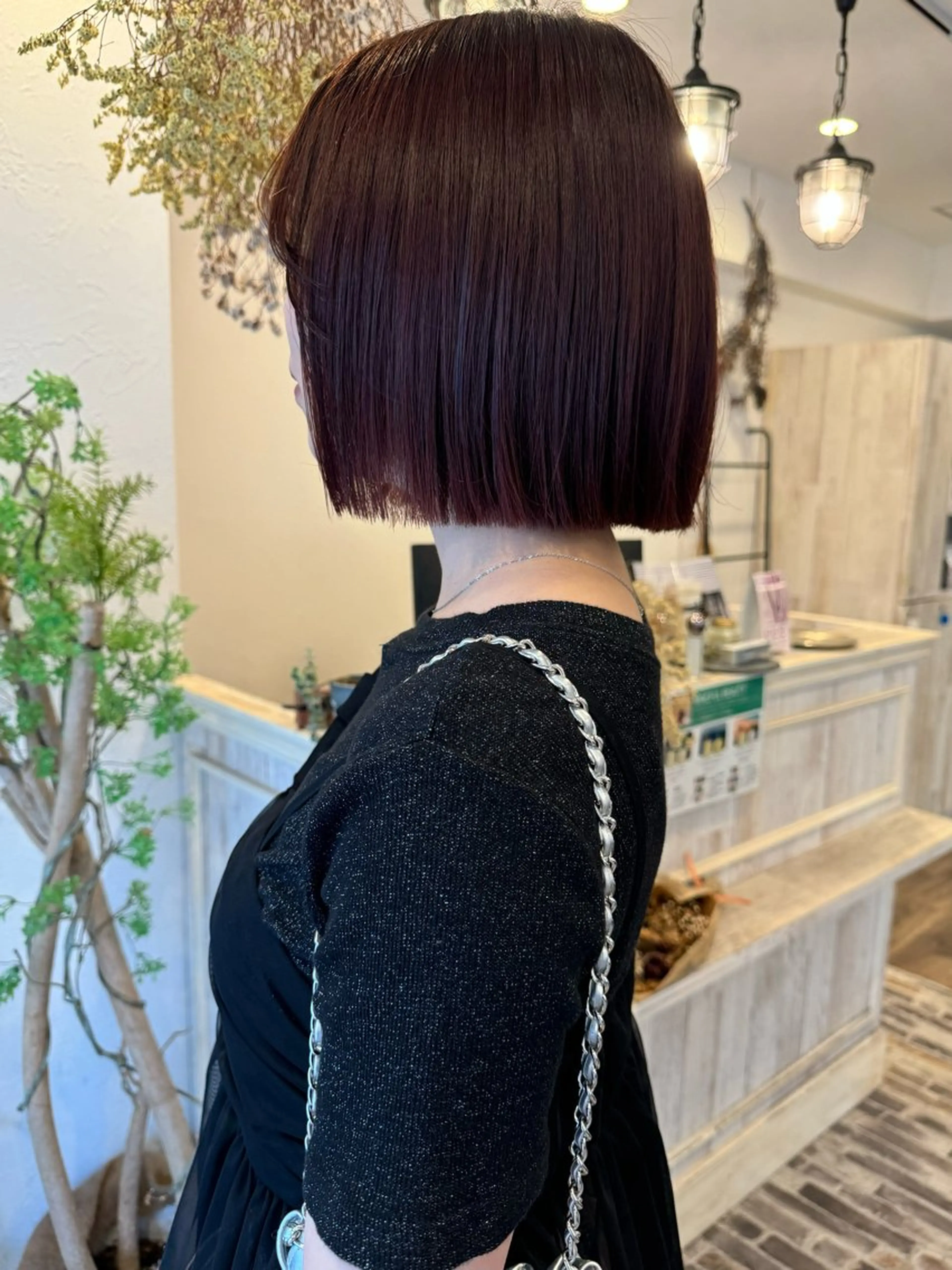ショート カラー カシス レッドカラー カット ヘアカラー トリートメント m ā l o.🌷 サカモトマイコのヘアスタイル