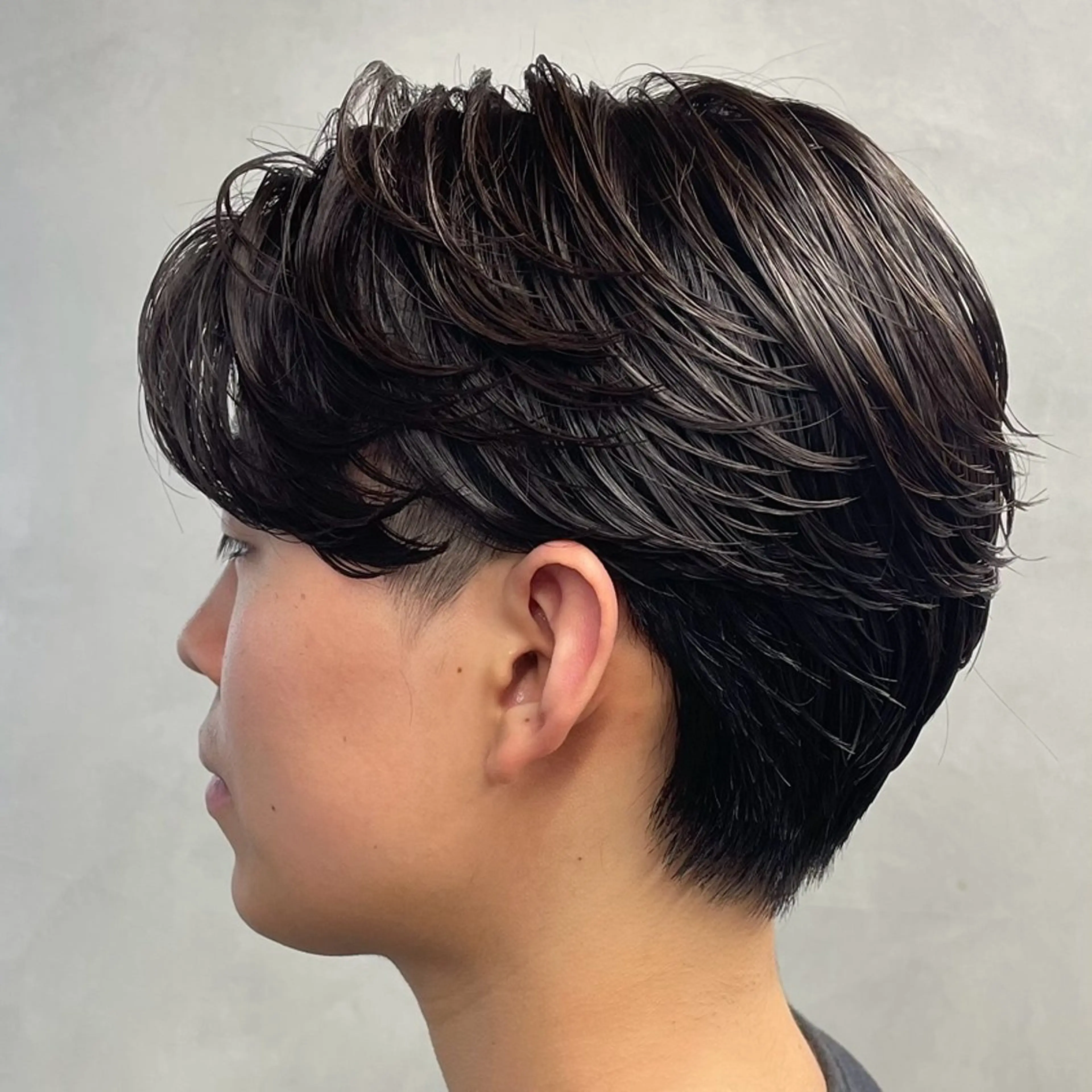 ミディアム パーマ ヘアアレンジ メンズ カット パーマ fifth 石川 凪のヘアスタイル