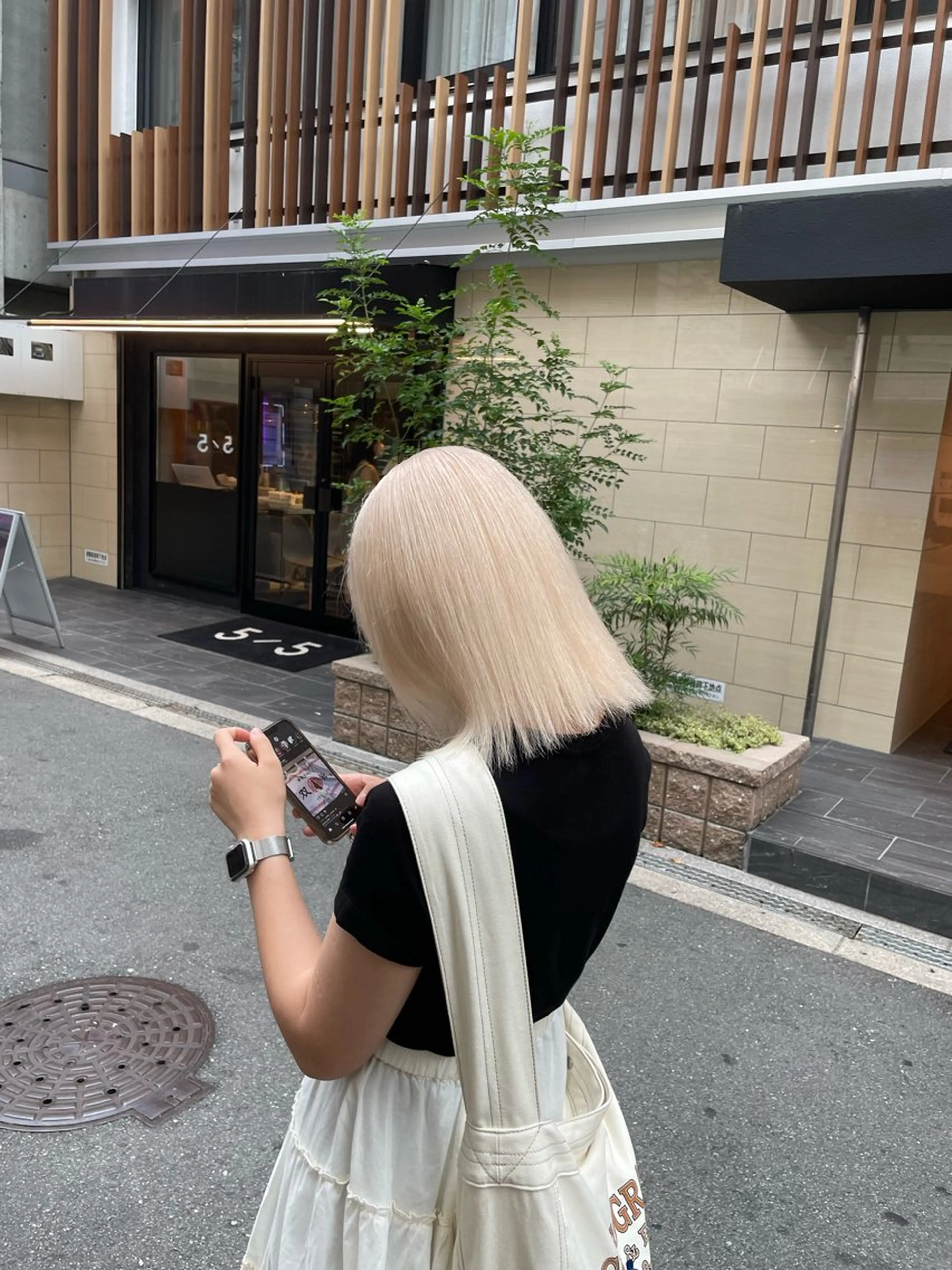 ミディアム カラー 似合わせハイトーン ヒロトのヘアスタイル