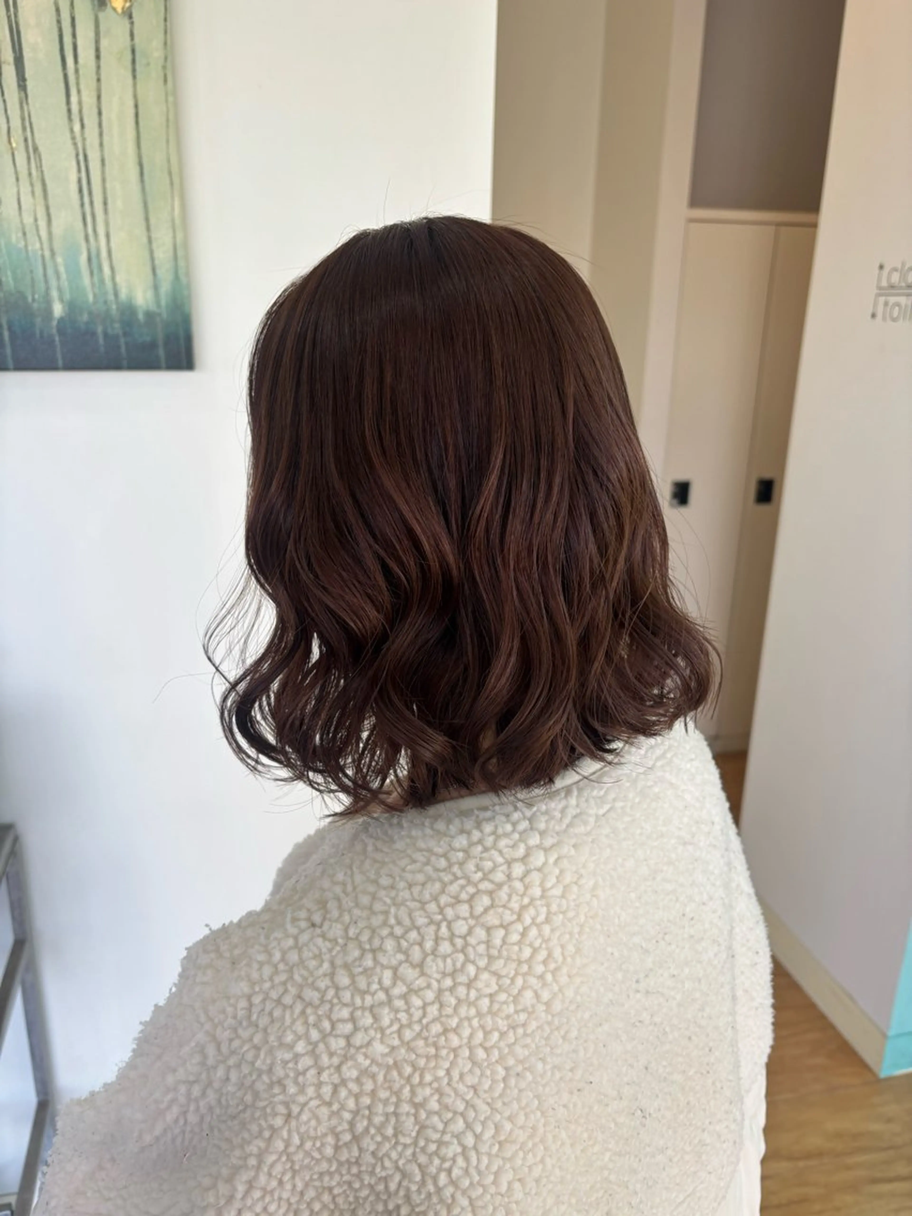 ミディアム チョコレートブラウン ヘアカラー 松岡 ひなののヘアスタイル