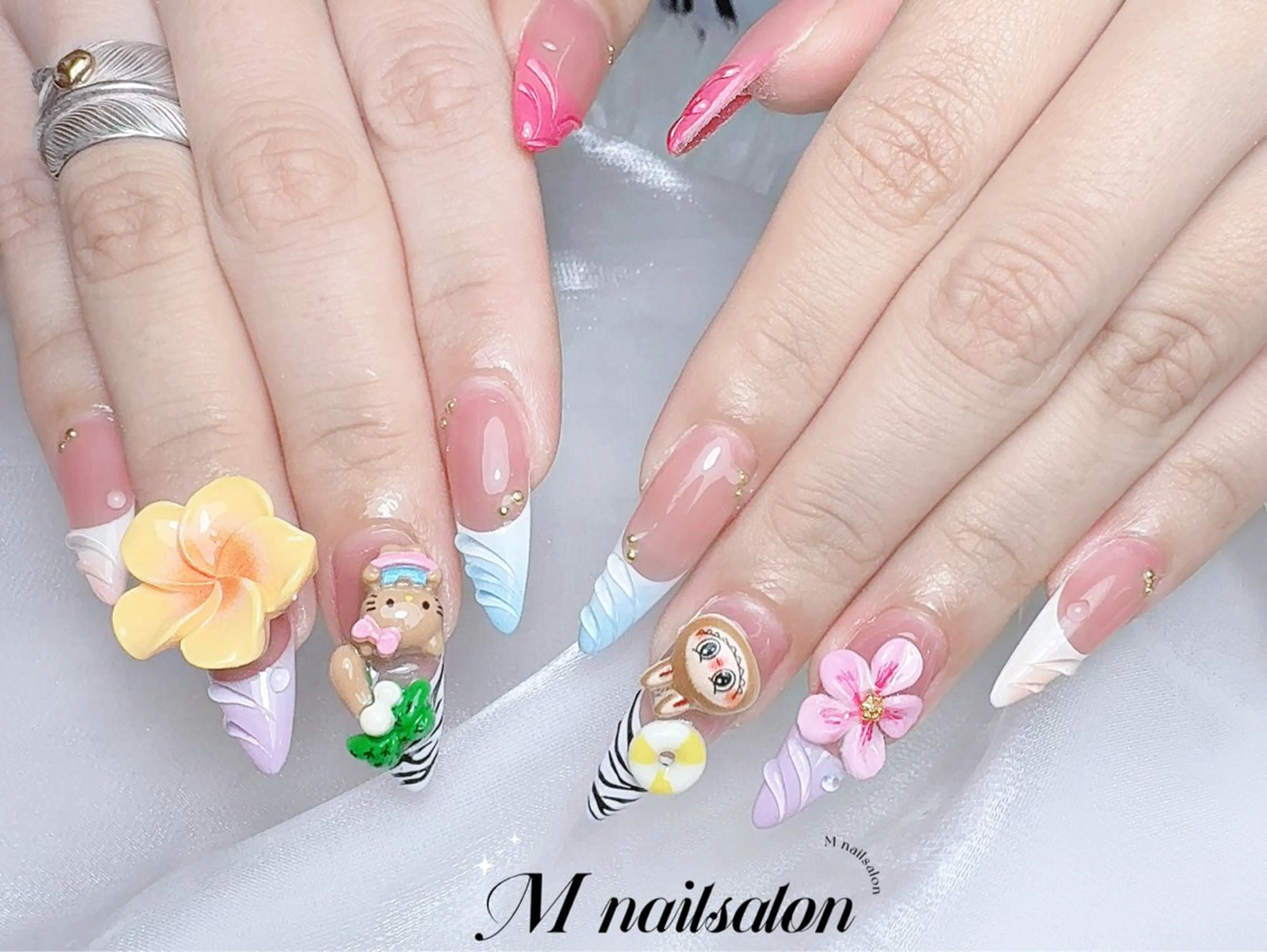 ネイル M🌷nail 長さだし専門店のネイルデザイン