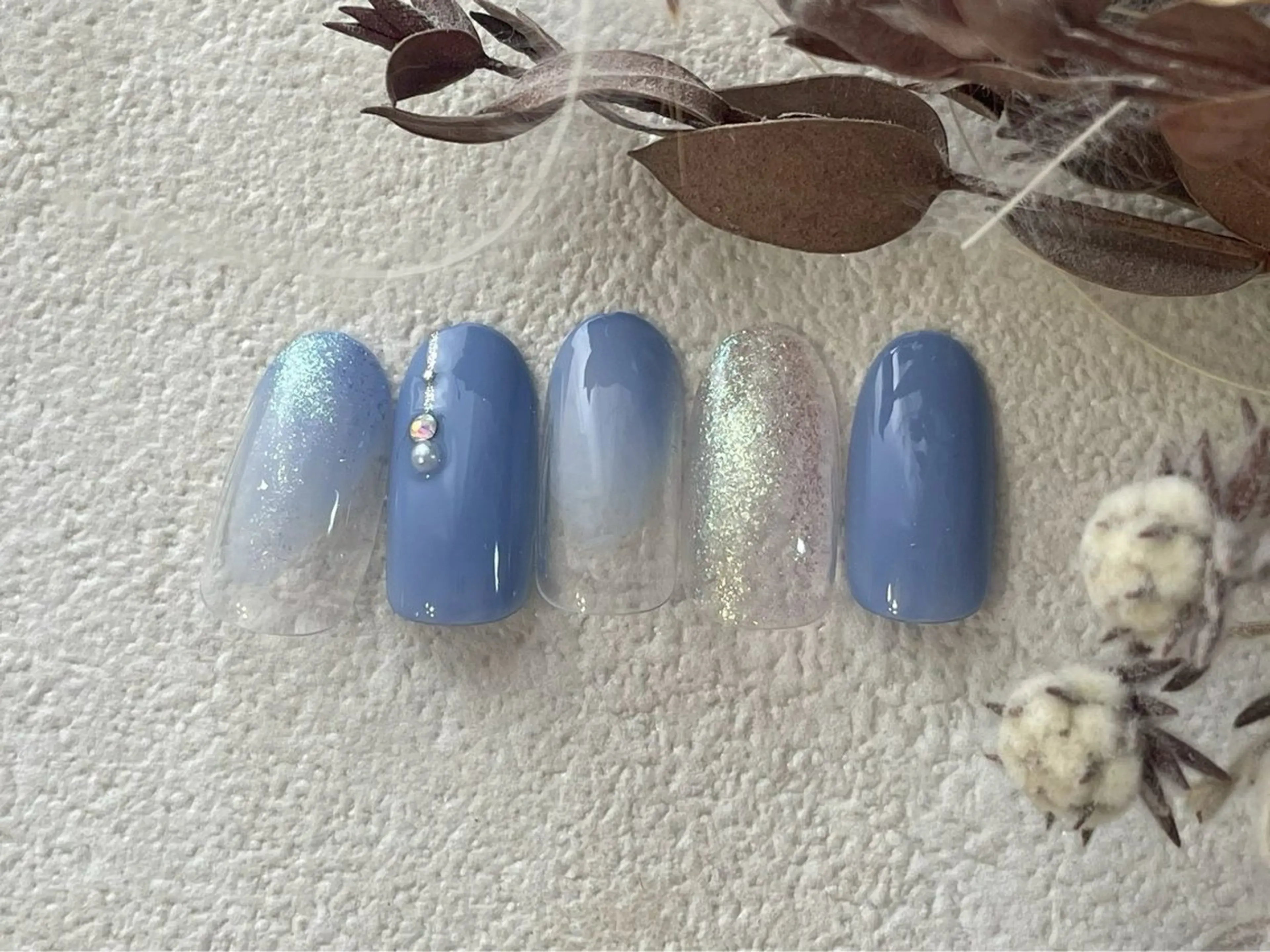 ネイル オーロラネイル フットネイル フレンチネイル ジェルネイル グラデーション ハンドネイル mogunail &blowのネイルデザイン