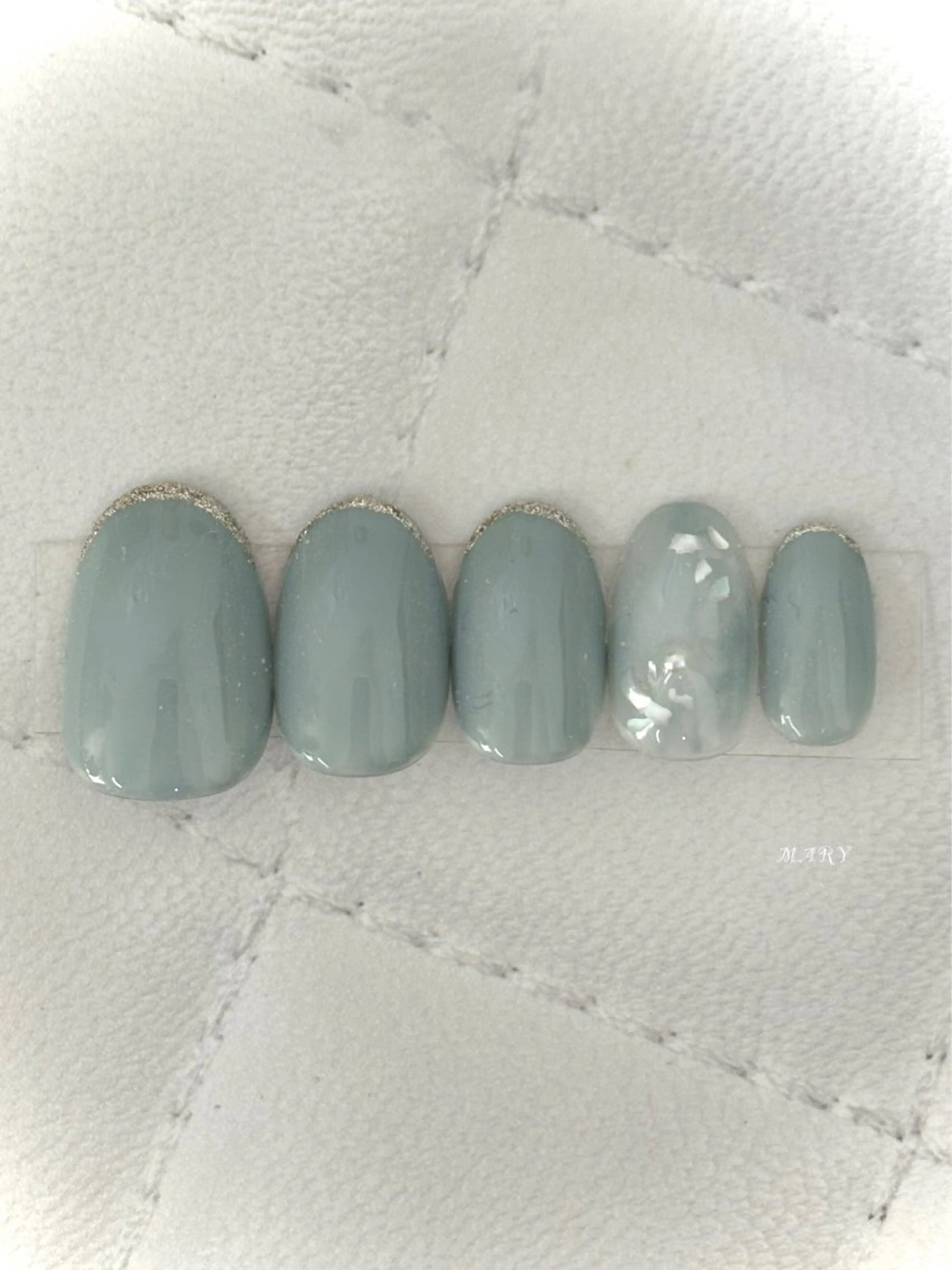 ネイル 水色 ニュアンスネイル ワンカラーネイル ハンドネイル Mary nail .narumiのネイルデザイン