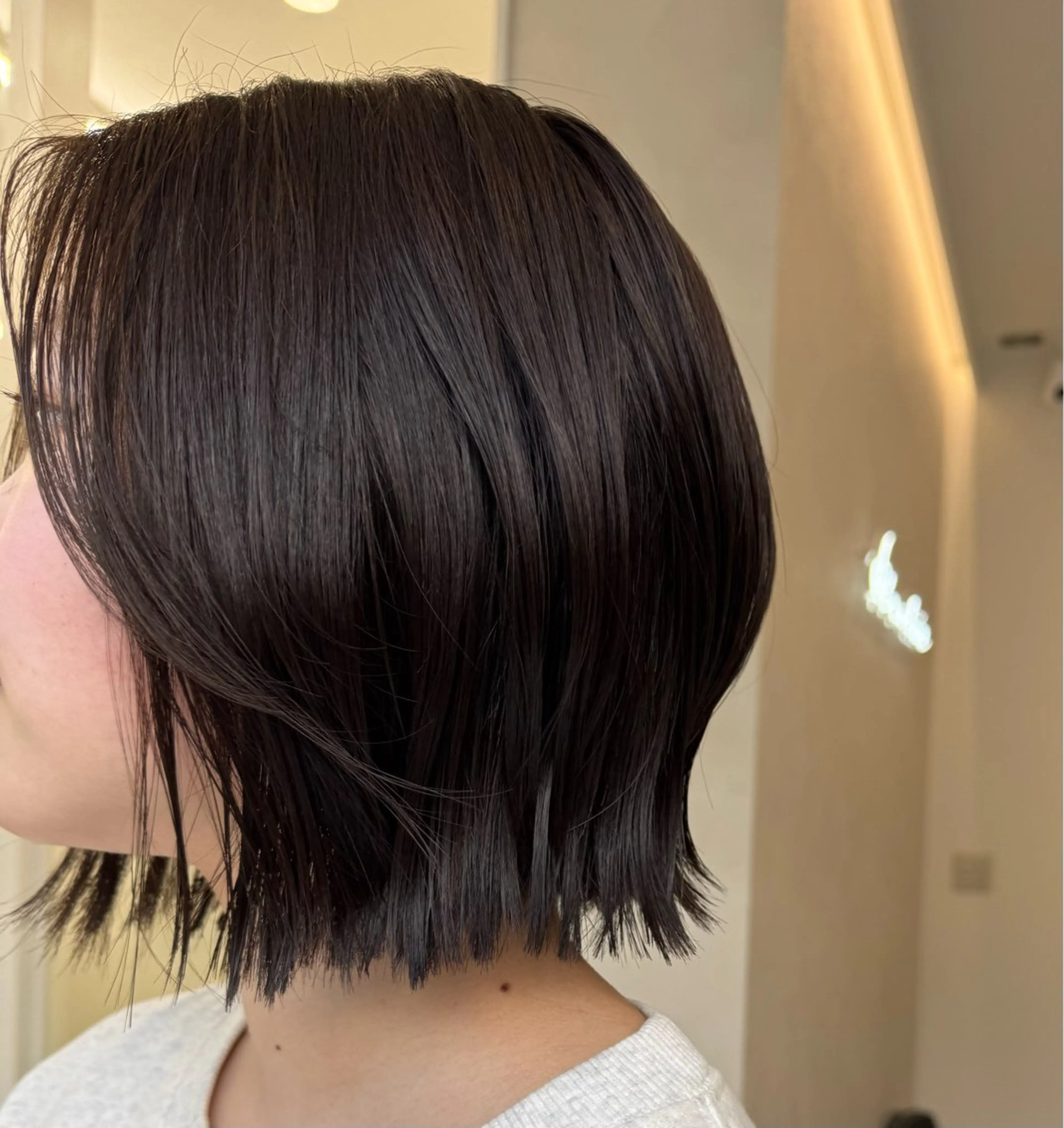 カラー ベージュカラー オリーブベージュ ボブ カット ヘアカラー トリートメント 三浦 菜桜のヘアスタイル