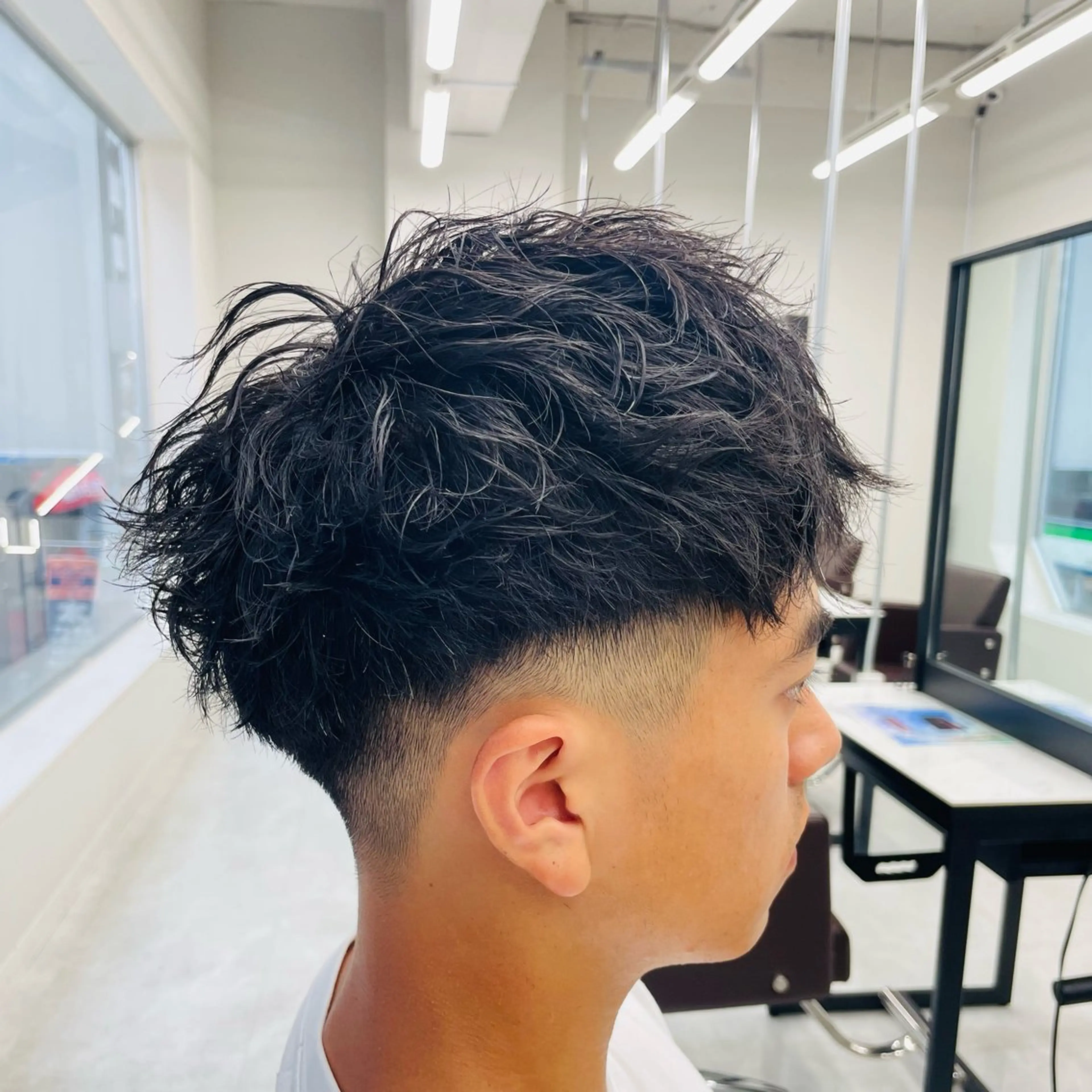 ショート パーマ メンズ メンズカット特化✂︎ SHINGO 本厚木のヘアスタイル