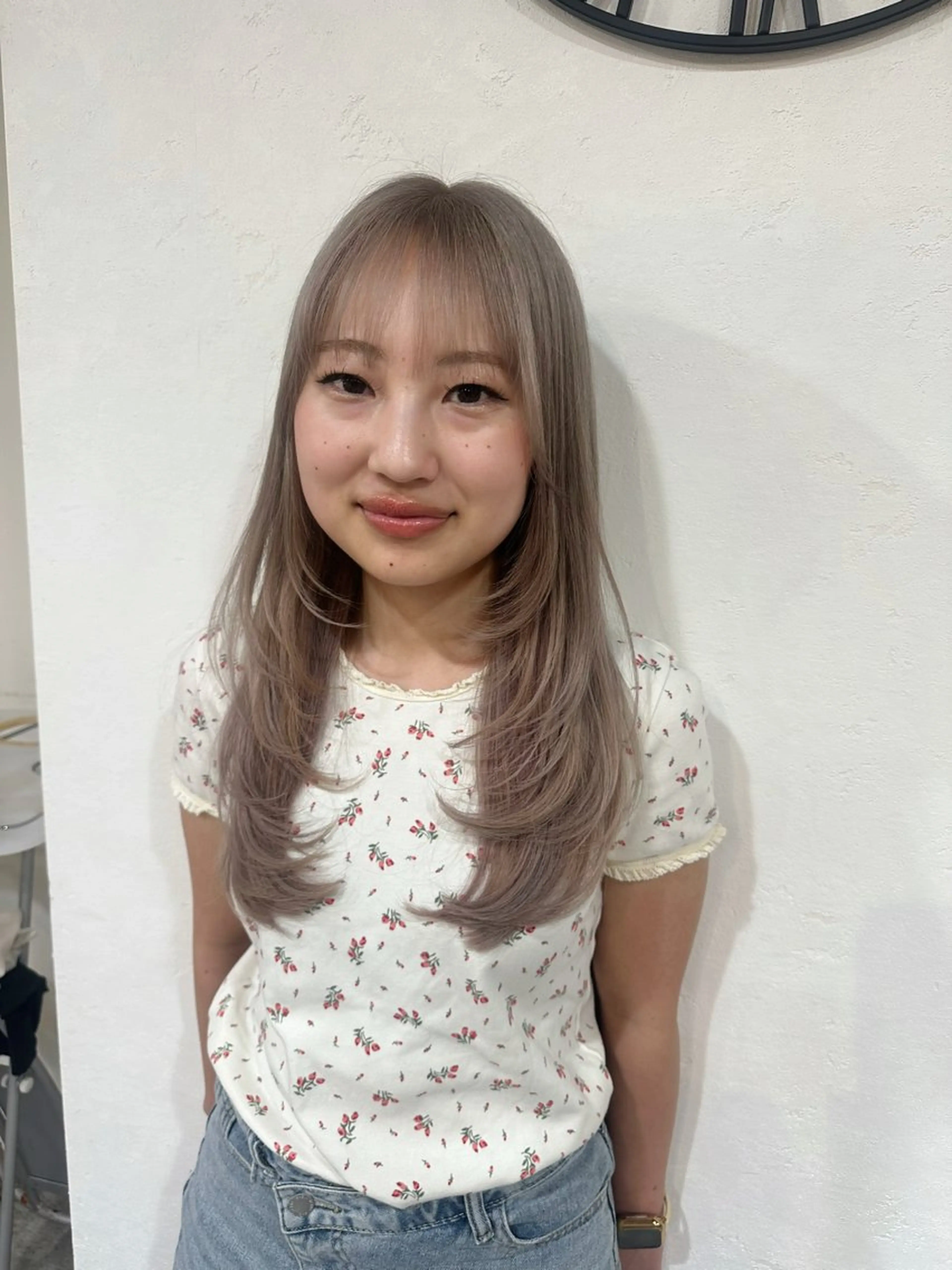 ロング カラー グレージュ レイヤーカット カット ヘアカラー ピンクカラー/ mana🎀のヘアスタイル