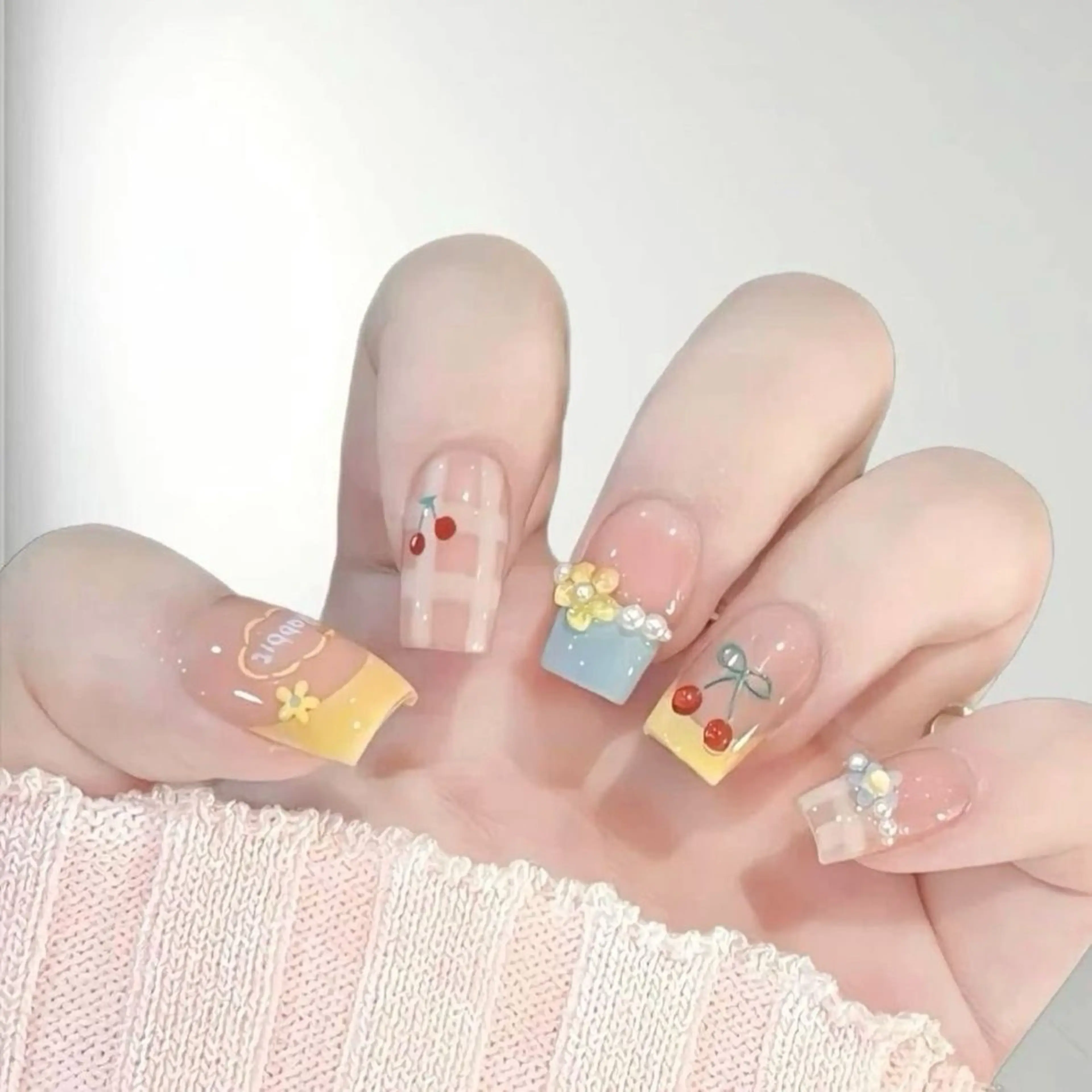 ネイル 韓国ネイル 持ち込み ニュアンスネイル ネイルチップ Minn ANA.CHUOのネイルデザイン