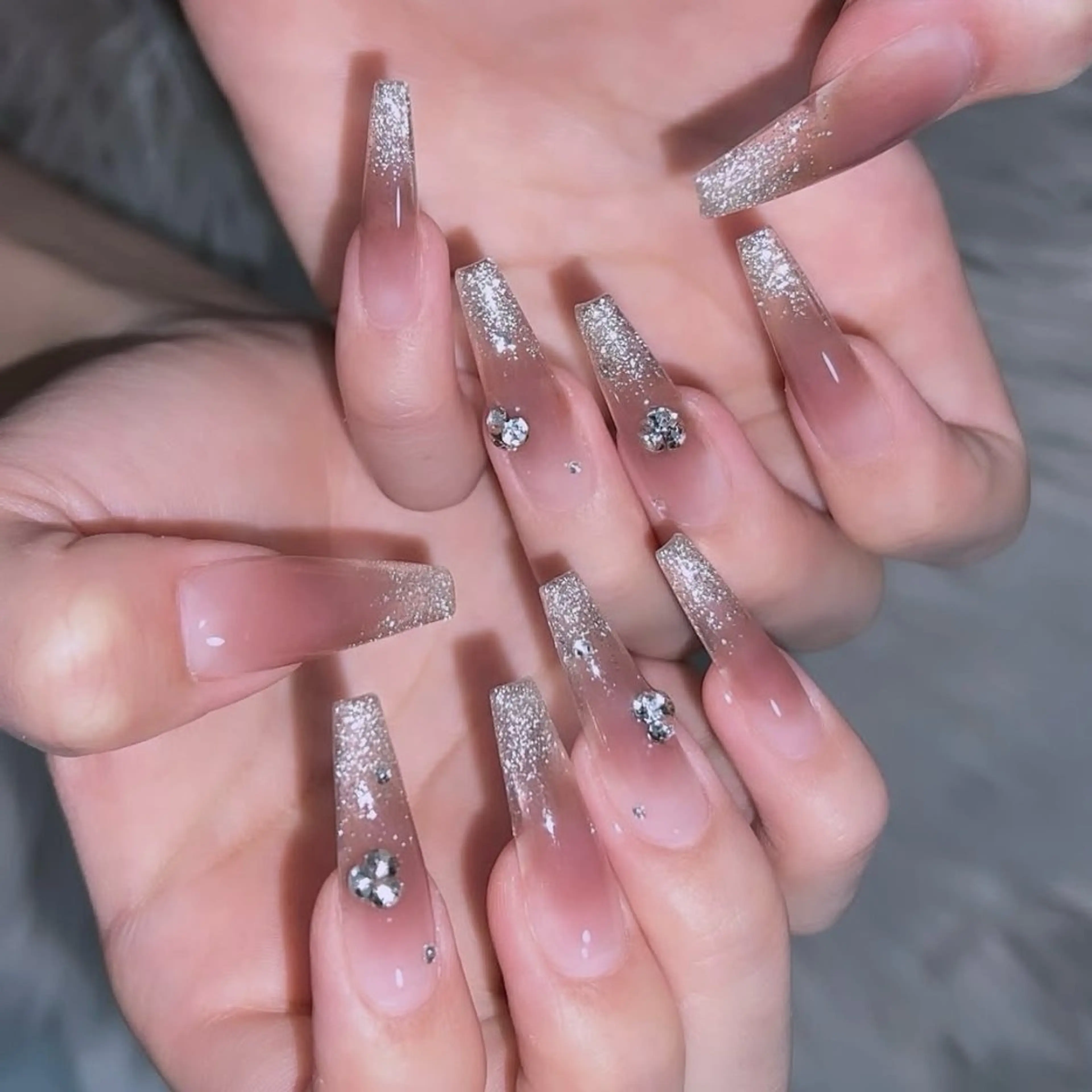 10本長さ出し× cheek lame‎❤️の写真