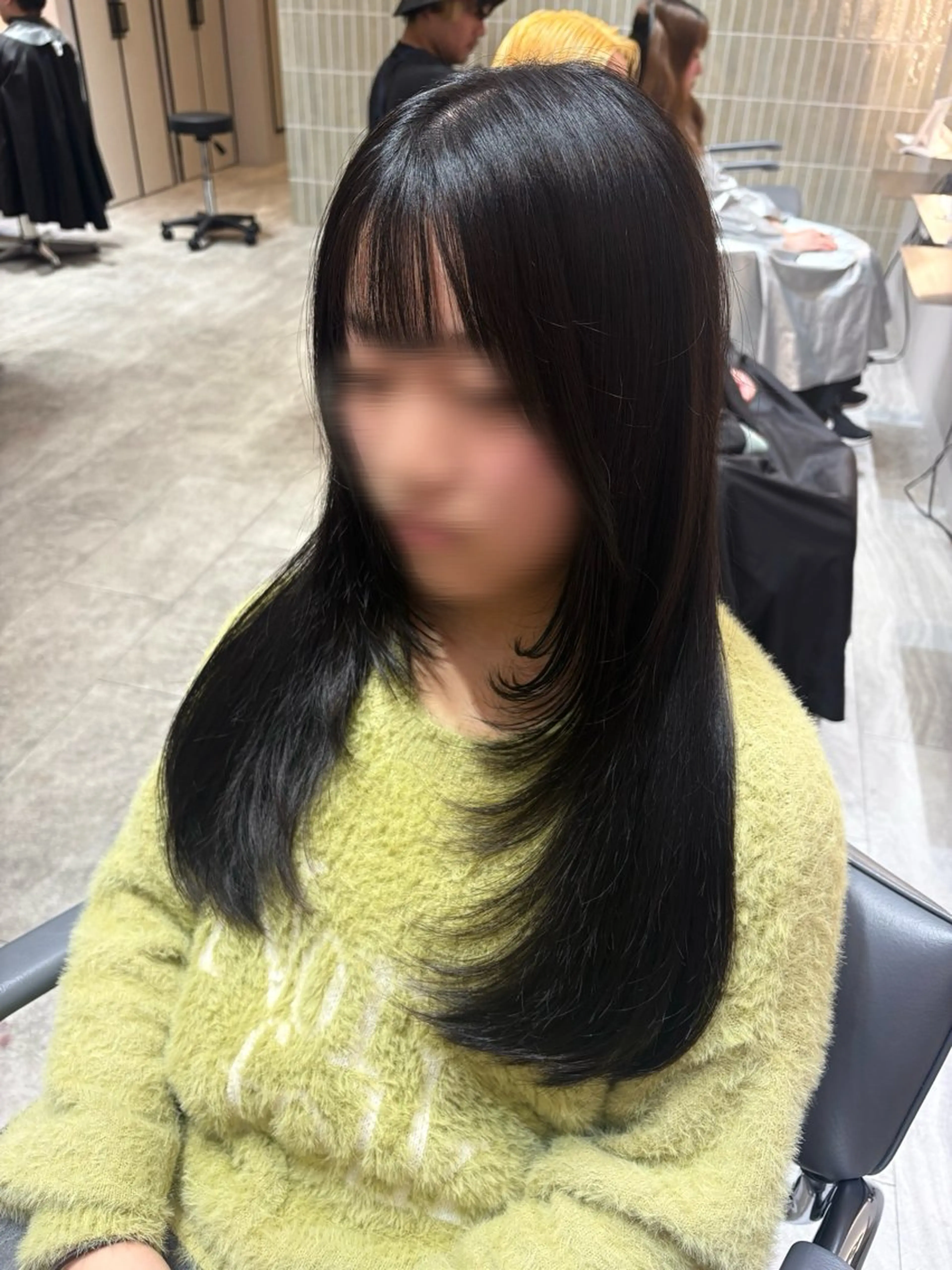 ロング 顔周りカット レイヤーカット c h i h i r oのヘアスタイル