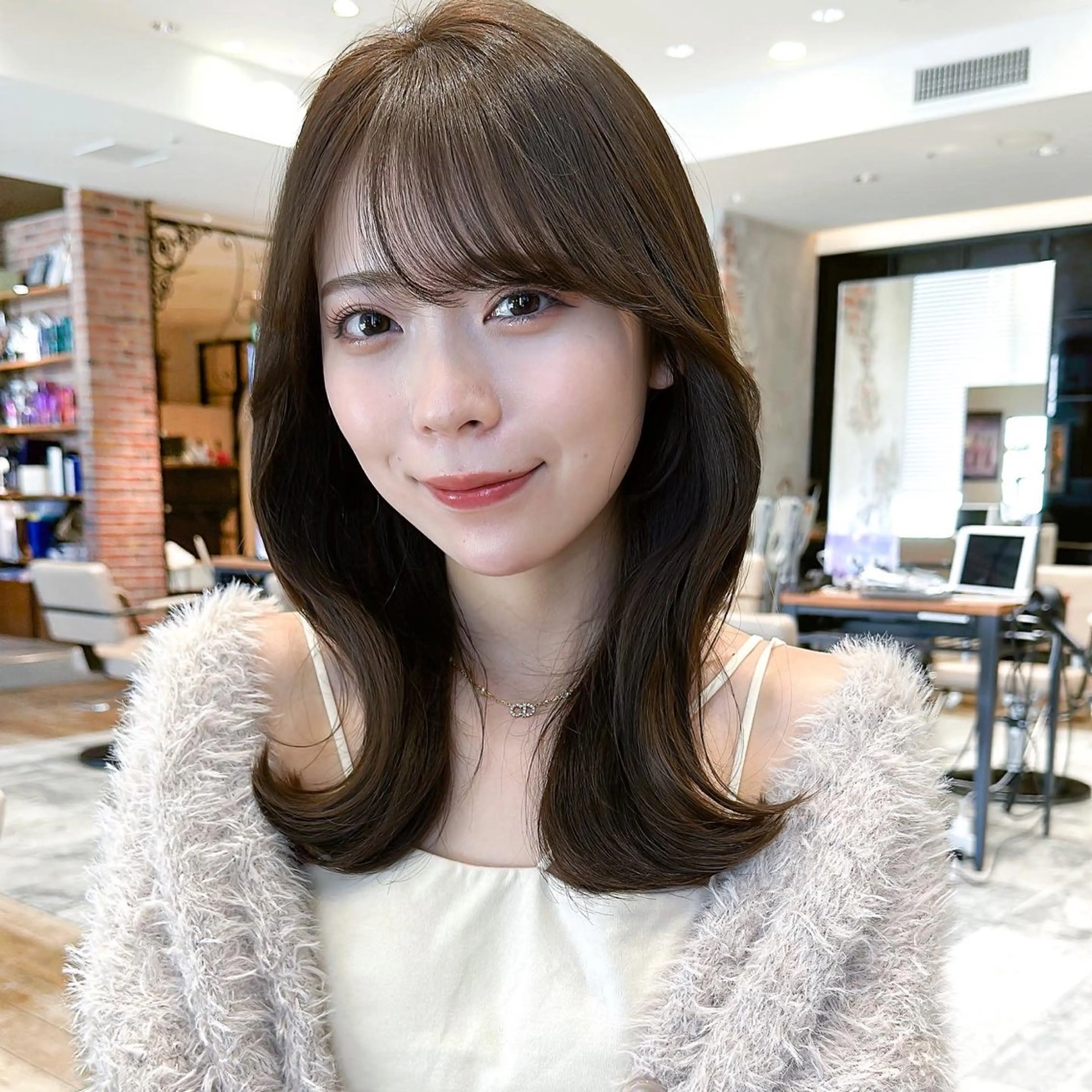 セミロング カラー ベージュカラー ブラウンカラー ブラウンベージュ くびれヘア 顔周りカット 顔周り/くびれヘア 韓国ヘア💕風間るなのヘアスタイル