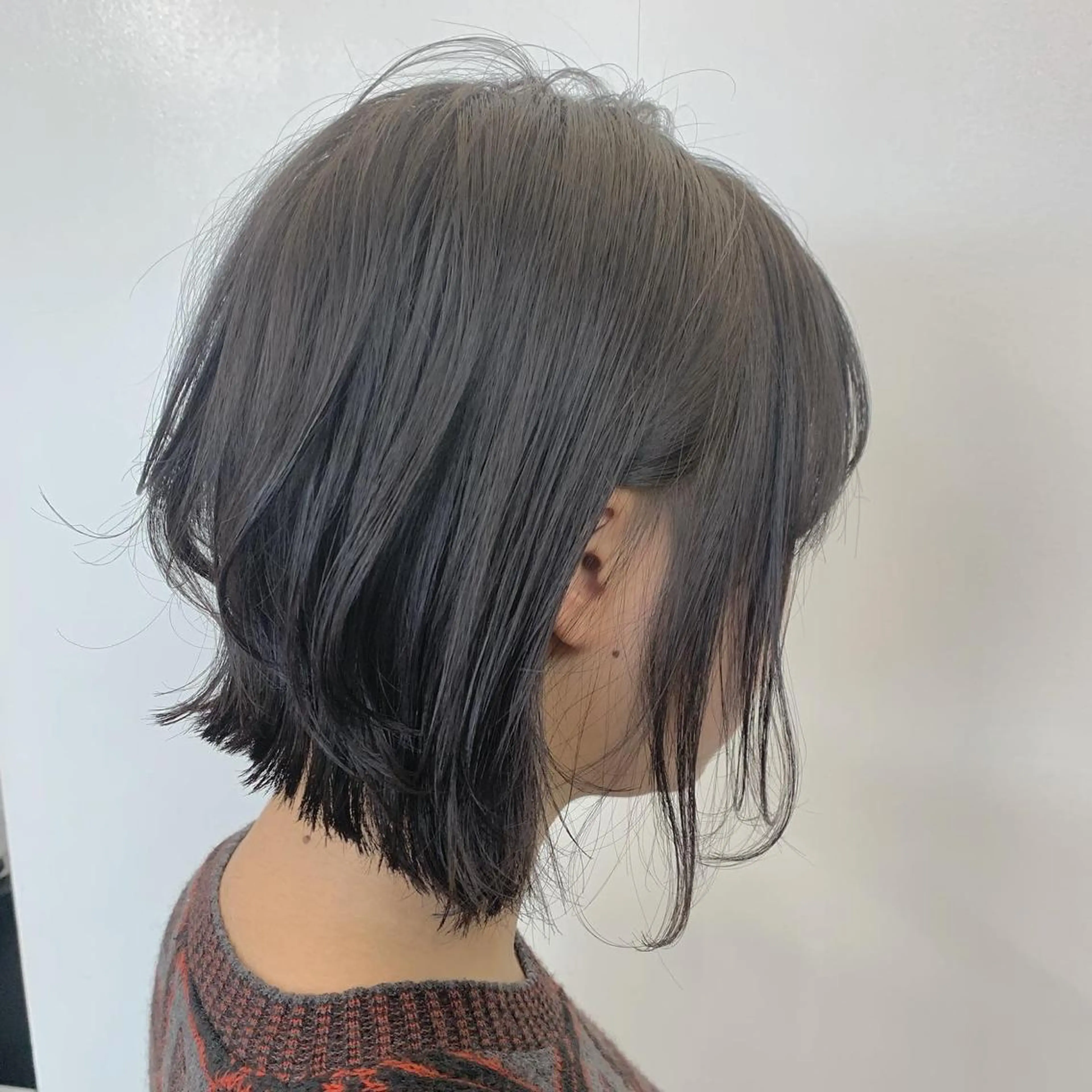 ショート カラー 透明感カラー レイヤーカット トップ スタイリストのヘアスタイル