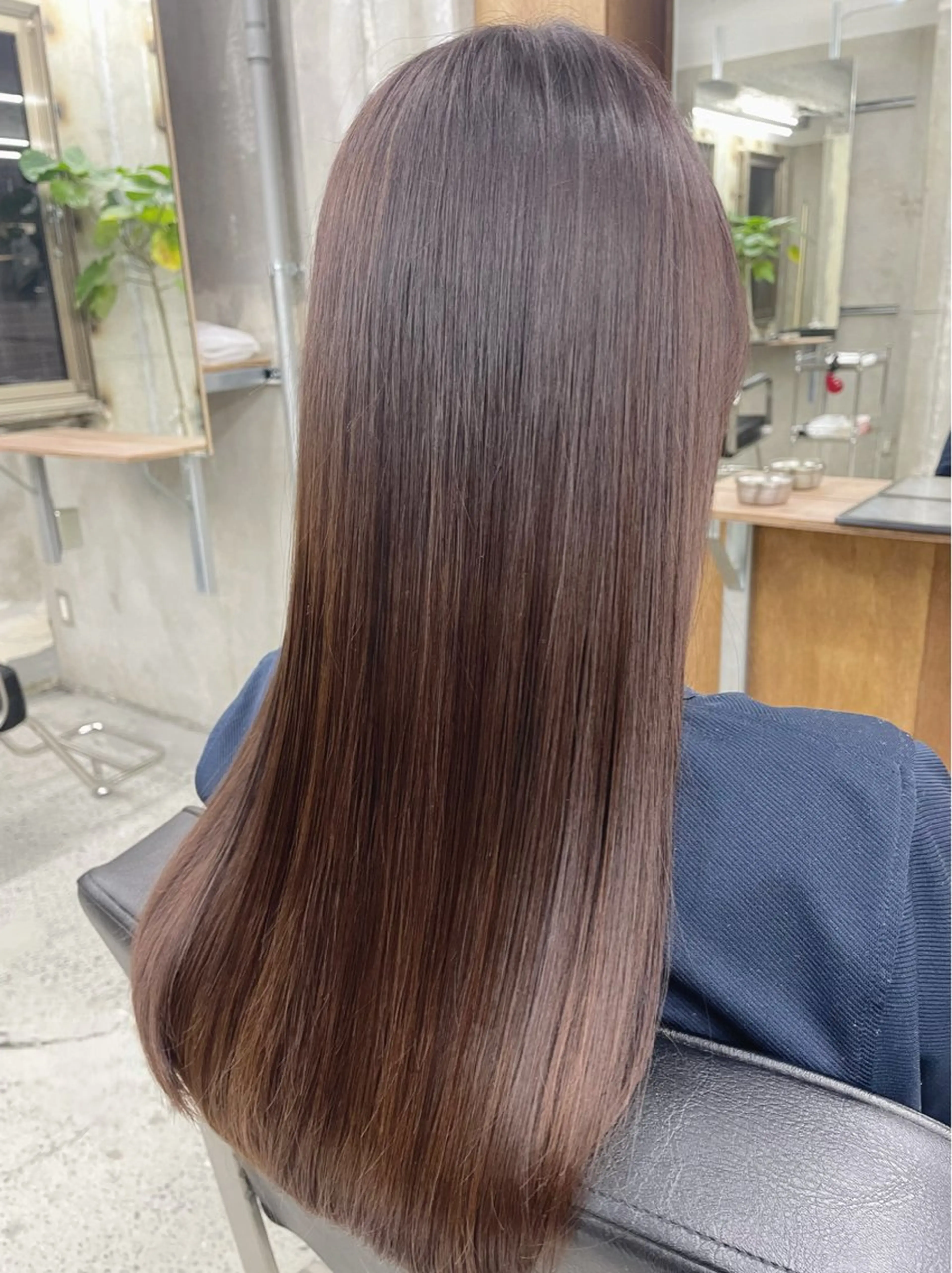 セミロング Land.所属・【透明感ツヤカラー】 三浦寛之のヘアスタイル